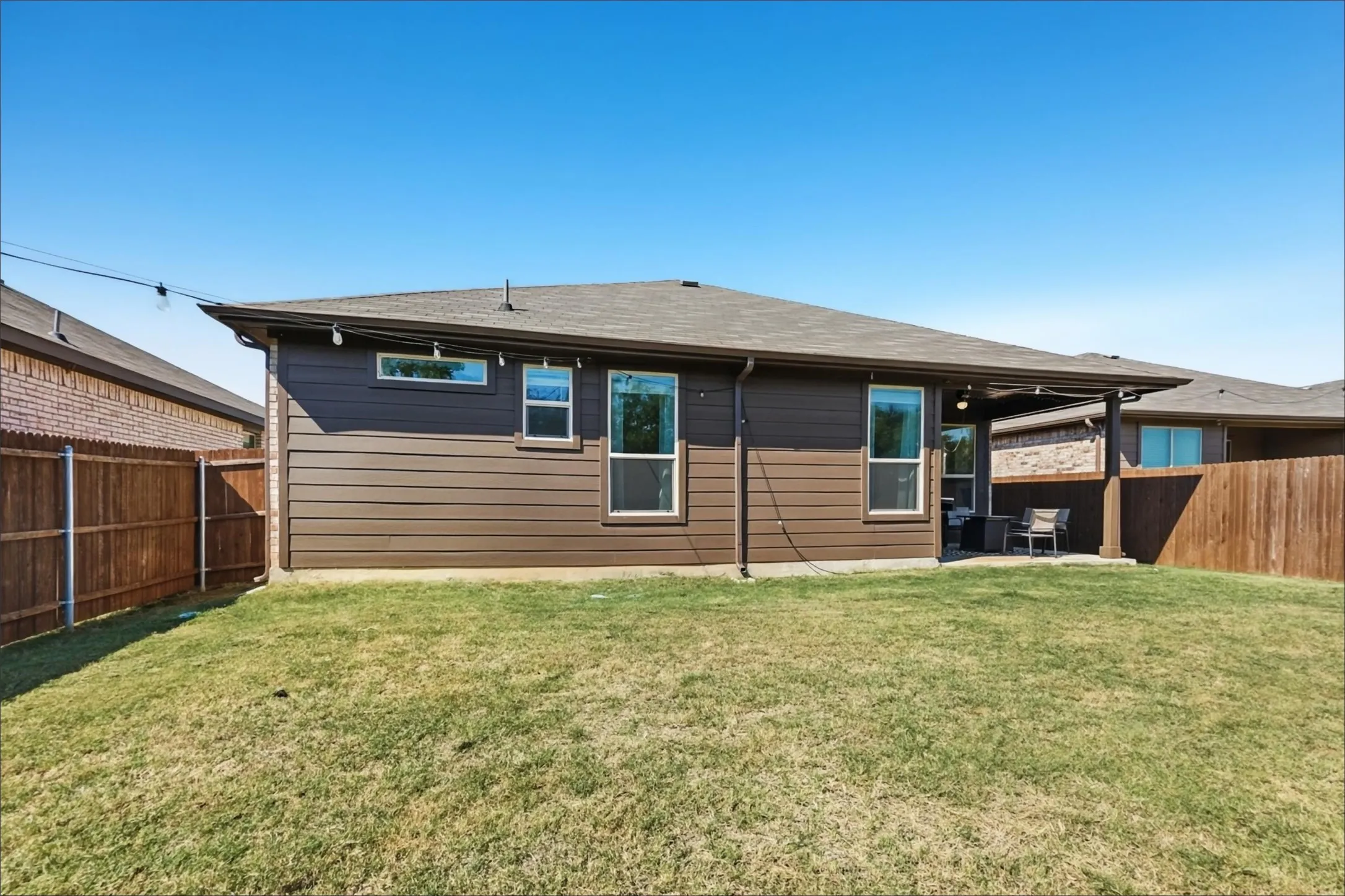 Single Family Residence For Rent in Tarrant County , 8420 Berry Crest Street, Fort Worth, Texas 76179, 4 Bedroom, 2 Bathroom, 2 Garage spaces, 1,776 Sqft, built in 2023, mls#21393765, Real Estate Agent in Fort Worth, Homes For Rent in Tarrant county, Homes For Rent in Fort Worth, Realtor in Fort Worth Texas, Real Estate Brokerage Independent Realty Texas, Luminita Cordes Realtor