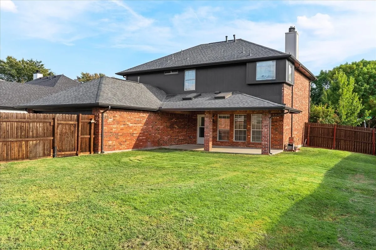 Single Family Residence For Sale in Collin County , 1326 Woodmoor Drive, Allen, Texas 75013, 4 Bedroom, 3 Bathroom, 2 Garage spaces, 2,376 Sqft, built in 1998, mls#21393754, Real Estate Agent in Allen, Homes For Sale in Collin county, Homes For Sale in Allen, Realtor in Allen Texas, Real Estate Brokerage Independent Realty Texas, Luminita Cordes Realtor