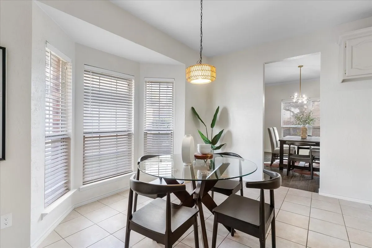 Single Family Residence For Sale in Collin County , 1326 Woodmoor Drive, Allen, Texas 75013, 4 Bedroom, 3 Bathroom, 2 Garage spaces, 2,376 Sqft, built in 1998, mls#21393754, Real Estate Agent in Allen, Homes For Sale in Collin county, Homes For Sale in Allen, Realtor in Allen Texas, Real Estate Brokerage Independent Realty Texas, Luminita Cordes Realtor