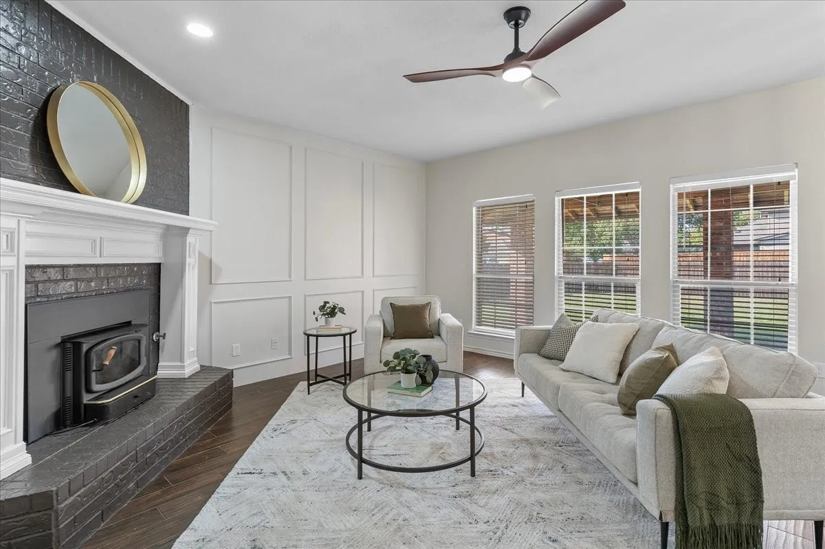 Single Family Residence For Sale in Collin County , 1326 Woodmoor Drive, Allen, Texas 75013, 4 Bedroom, 3 Bathroom, 2 Garage spaces, 2,376 Sqft, built in 1998, mls#21393754, Real Estate Agent in Allen, Homes For Sale in Collin county, Homes For Sale in Allen, Realtor in Allen Texas, Real Estate Brokerage Independent Realty Texas, Luminita Cordes Realtor
