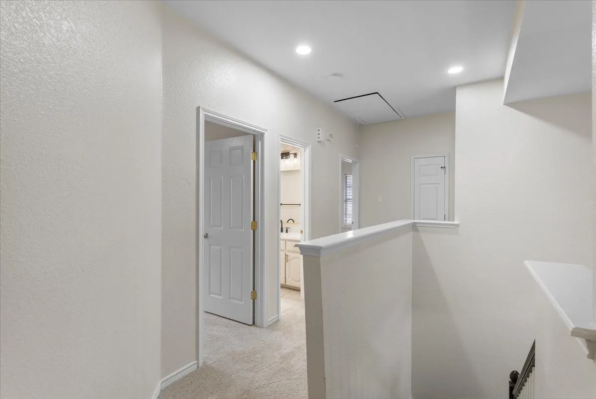 Single Family Residence For Sale in Collin County , 1326 Woodmoor Drive, Allen, Texas 75013, 4 Bedroom, 3 Bathroom, 2 Garage spaces, 2,376 Sqft, built in 1998, mls#21393754, Real Estate Agent in Allen, Homes For Sale in Collin county, Homes For Sale in Allen, Realtor in Allen Texas, Real Estate Brokerage Independent Realty Texas, Luminita Cordes Realtor