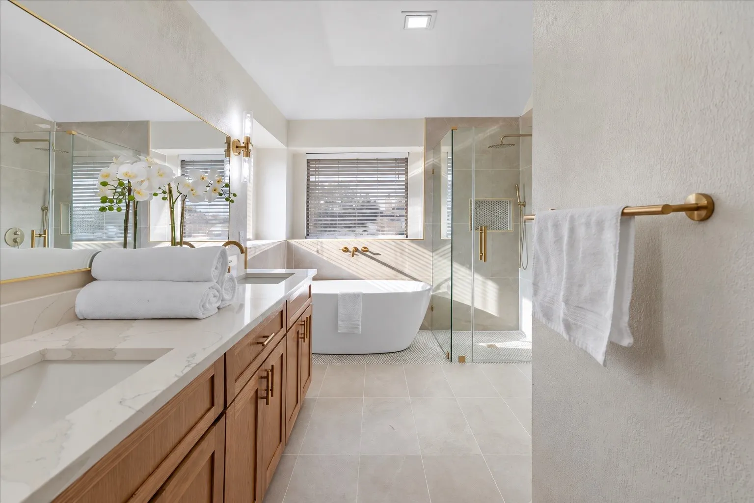 Single Family Residence For Sale in Collin County , 1326 Woodmoor Drive, Allen, Texas 75013, 4 Bedroom, 3 Bathroom, 2 Garage spaces, 2,376 Sqft, built in 1998, mls#21393754, Real Estate Agent in Allen, Homes For Sale in Collin county, Homes For Sale in Allen, Realtor in Allen Texas, Real Estate Brokerage Independent Realty Texas, Luminita Cordes Realtor