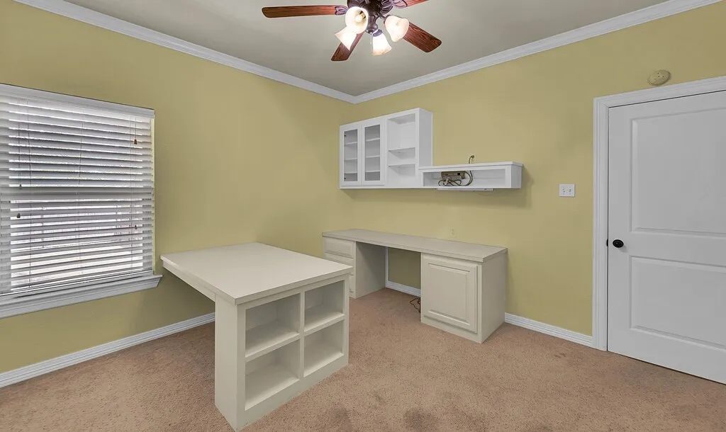 Single Family Residence For Sale in Mc Lennan County , 1865 Austin Hines Drive, China Spring, Texas 76633, 4 Bedroom, 3 Bathroom, 3 Garage spaces, 2,779 Sqft, built in 2009, mls#21392541, Real Estate Agent in China Spring, Homes For Sale in Mc Lennan county, Homes For Sale in China Spring, Realtor in China Spring Texas, Real Estate Brokerage Independent Realty Texas, Luminita Cordes Realtor