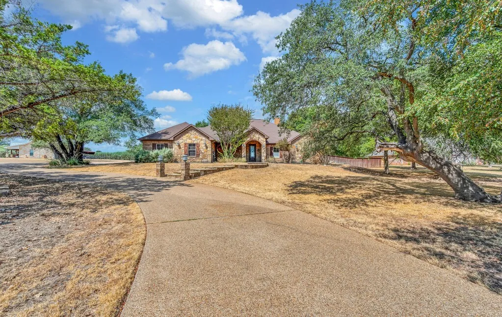 Single Family Residence For Sale