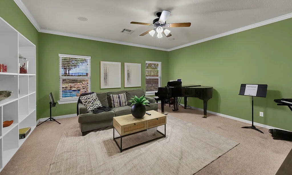 Single Family Residence For Sale in Mc Lennan County , 1865 Austin Hines Drive, China Spring, Texas 76633, 4 Bedroom, 3 Bathroom, 3 Garage spaces, 2,779 Sqft, built in 2009, mls#21392541, Real Estate Agent in China Spring, Homes For Sale in Mc Lennan county, Homes For Sale in China Spring, Realtor in China Spring Texas, Real Estate Brokerage Independent Realty Texas, Luminita Cordes Realtor