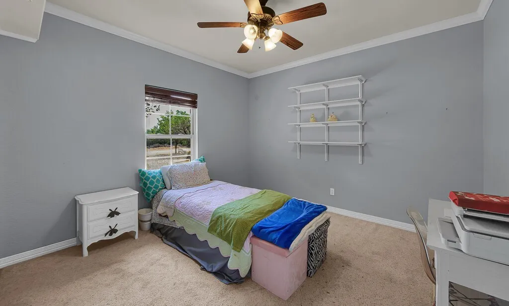 Single Family Residence For Sale in Mc Lennan County , 1865 Austin Hines Drive, China Spring, Texas 76633, 4 Bedroom, 3 Bathroom, 3 Garage spaces, 2,779 Sqft, built in 2009, mls#21392541, Real Estate Agent in China Spring, Homes For Sale in Mc Lennan county, Homes For Sale in China Spring, Realtor in China Spring Texas, Real Estate Brokerage Independent Realty Texas, Luminita Cordes Realtor