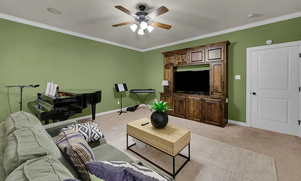 Single Family Residence For Sale in Mc Lennan County , 1865 Austin Hines Drive, China Spring, Texas 76633, 4 Bedroom, 3 Bathroom, 3 Garage spaces, 2,779 Sqft, built in 2009, mls#21392541, Real Estate Agent in China Spring, Homes For Sale in Mc Lennan county, Homes For Sale in China Spring, Realtor in China Spring Texas, Real Estate Brokerage Independent Realty Texas, Luminita Cordes Realtor