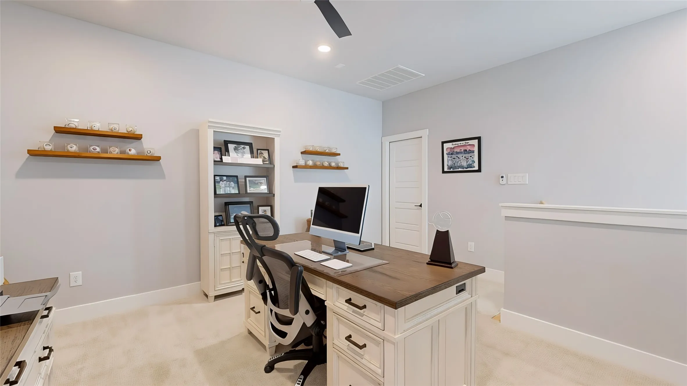Townhouse For Sale in Denton County , 13656 Declan Street, Frisco, Texas 75033, 3 Bedroom, 3 Bathroom, 2 Garage spaces, 2,165 Sqft, built in 2023, mls#21393709, Real Estate Agent in Frisco, Homes For Sale in Denton county, Homes For Sale in Frisco, Realtor in Frisco Texas, Real Estate Brokerage Independent Realty Texas, Luminita Cordes Realtor