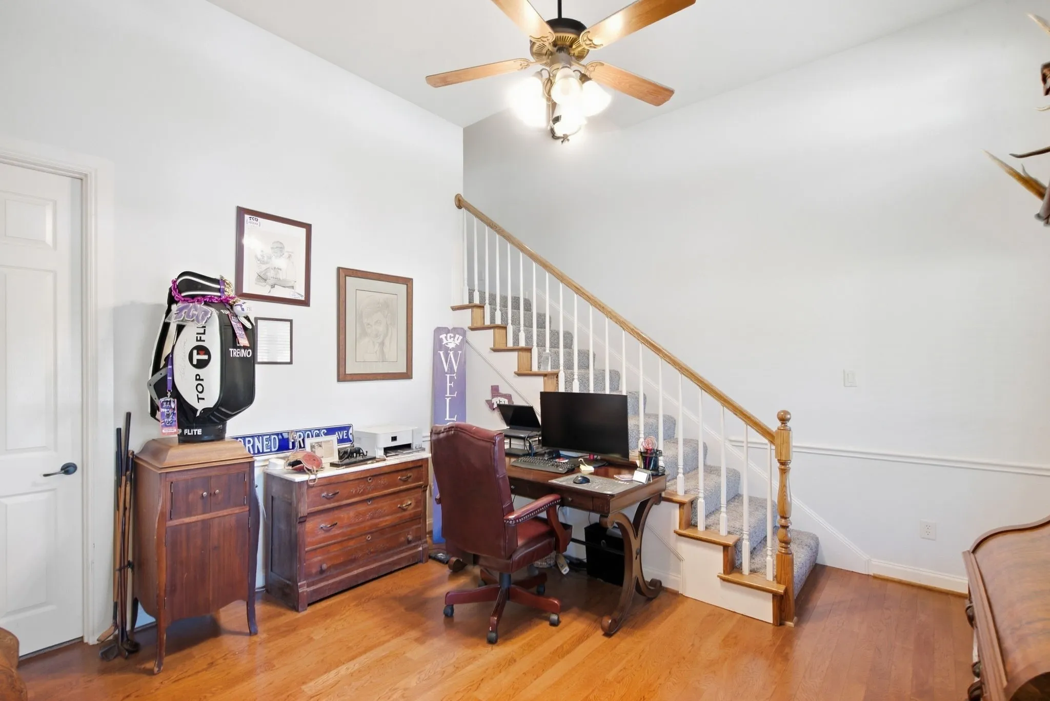 Single Family Residence For Sale in Parker County , 115 Coldwater Creek Lane, Weatherford, Texas 76088, 3 Bedroom, 3 Bathroom, 3 Garage spaces, 2,931 Sqft, built in 2004, mls#21387492, Real Estate Agent in Weatherford, Homes For Sale in Parker county, Homes For Sale in Weatherford, Realtor in Weatherford Texas, Real Estate Brokerage Independent Realty Texas, Luminita Cordes Realtor