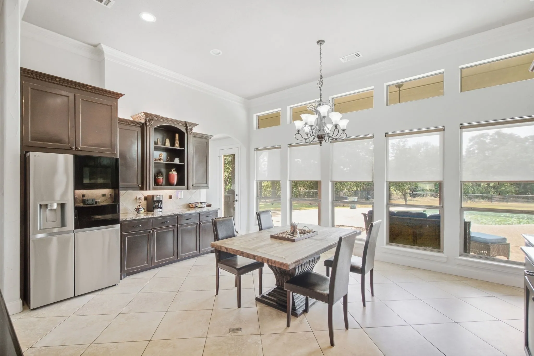 Single Family Residence For Sale in Parker County , 115 Coldwater Creek Lane, Weatherford, Texas 76088, 3 Bedroom, 3 Bathroom, 3 Garage spaces, 2,931 Sqft, built in 2004, mls#21387492, Real Estate Agent in Weatherford, Homes For Sale in Parker county, Homes For Sale in Weatherford, Realtor in Weatherford Texas, Real Estate Brokerage Independent Realty Texas, Luminita Cordes Realtor