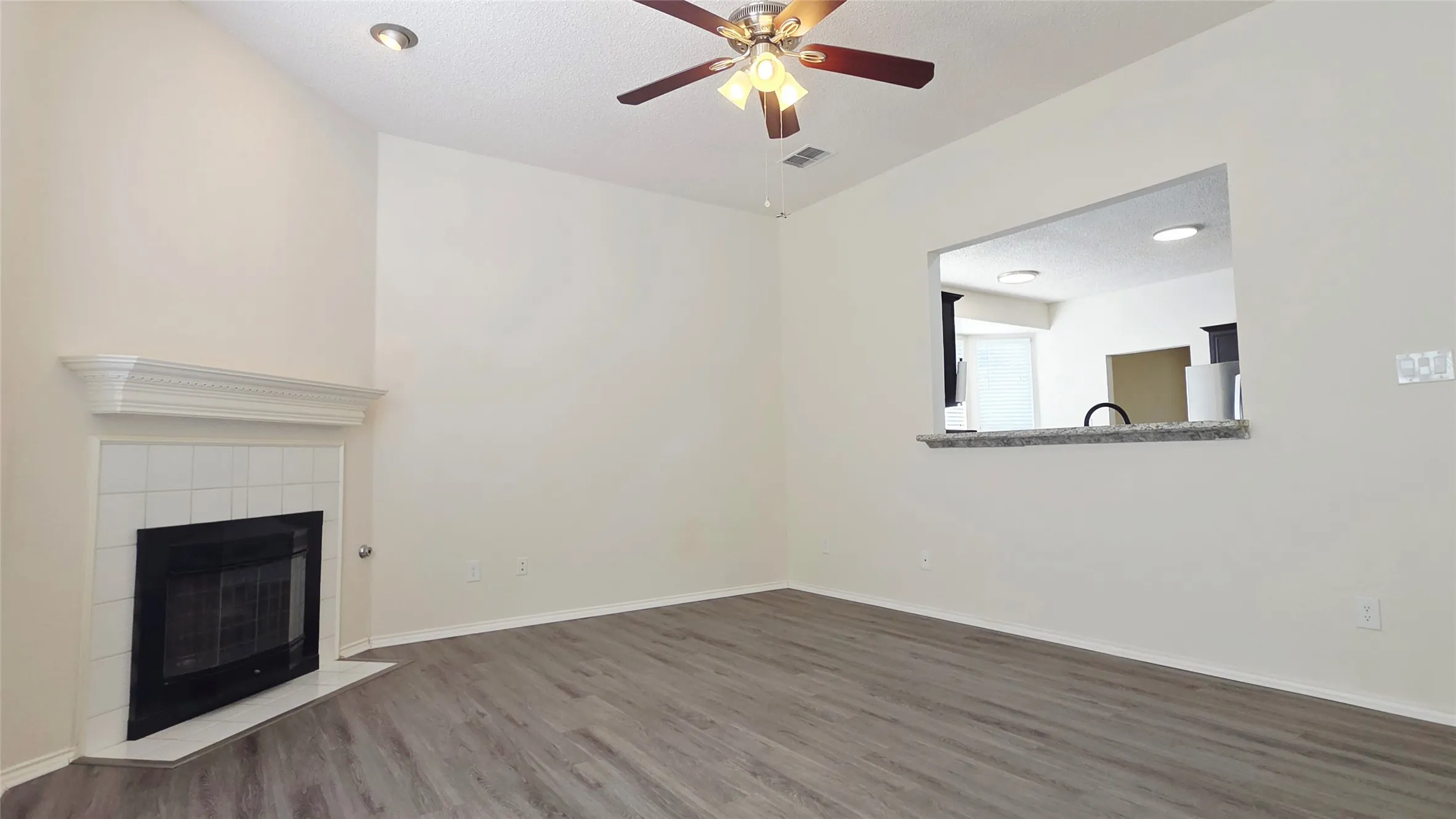 Single Family Residence For Rent in Collin County , 3948 Windford Drive, Plano, Texas 75025, 4 Bedroom, 3 Bathroom, 2 Garage spaces, 2,328 Sqft, built in 1996, mls#21393764, Real Estate Agent in Plano, Homes For Rent in Collin county, Homes For Rent in Plano, Realtor in Plano Texas, Real Estate Brokerage Independent Realty Texas, Luminita Cordes Realtor