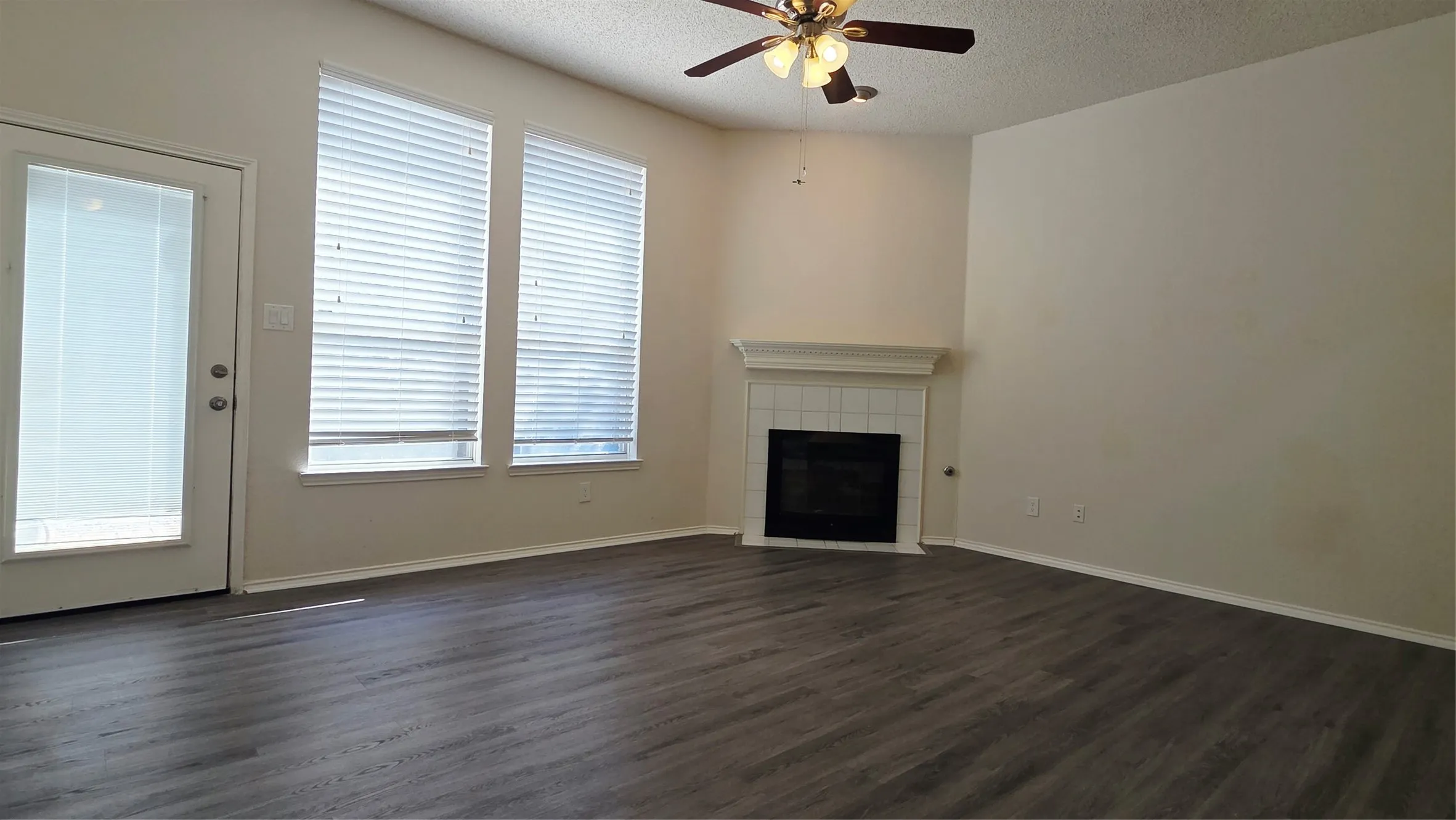 Single Family Residence For Rent in Collin County , 3948 Windford Drive, Plano, Texas 75025, 4 Bedroom, 3 Bathroom, 2 Garage spaces, 2,328 Sqft, built in 1996, mls#21393764, Real Estate Agent in Plano, Homes For Rent in Collin county, Homes For Rent in Plano, Realtor in Plano Texas, Real Estate Brokerage Independent Realty Texas, Luminita Cordes Realtor