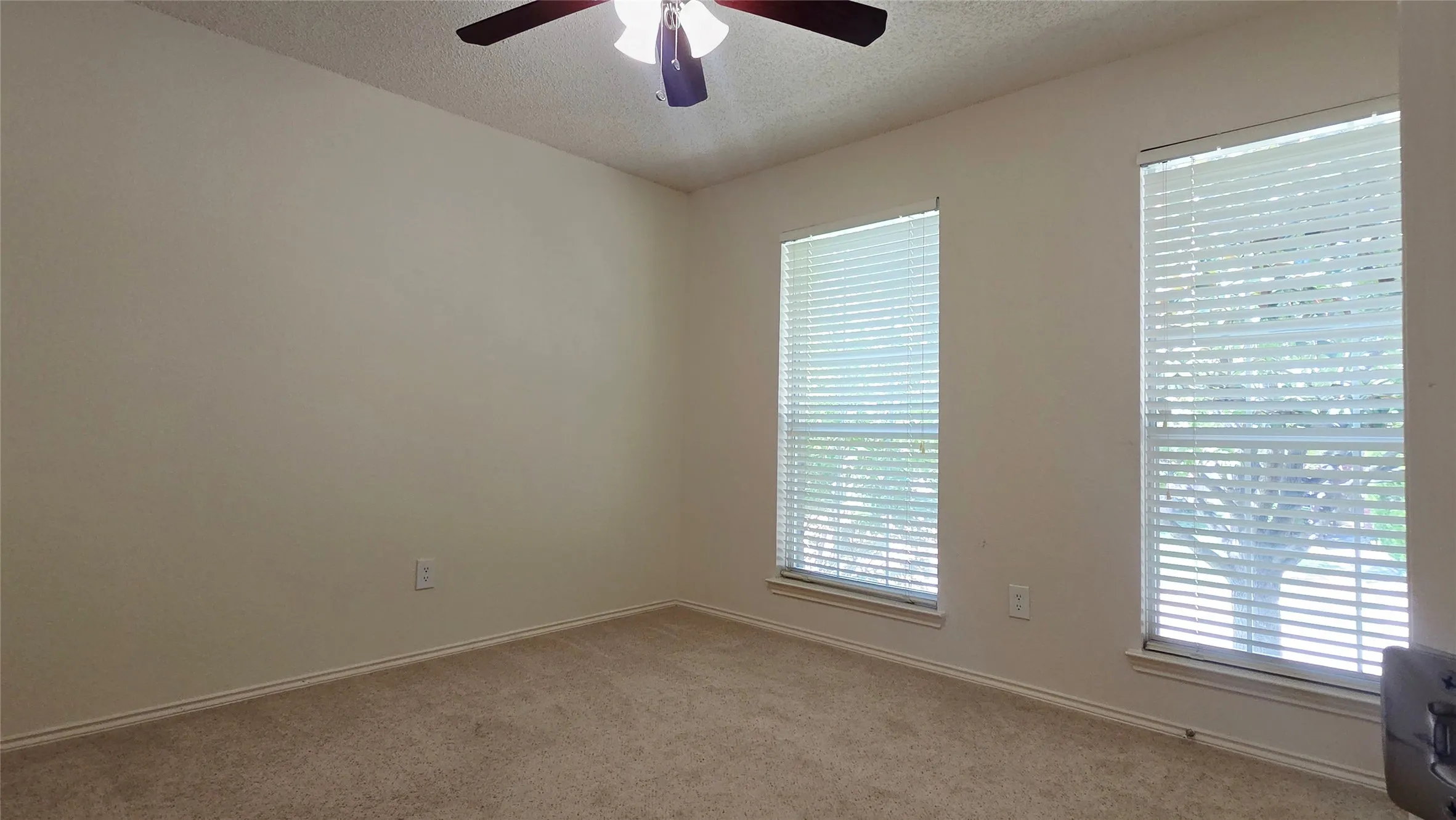 Single Family Residence For Rent in Collin County , 3948 Windford Drive, Plano, Texas 75025, 4 Bedroom, 3 Bathroom, 2 Garage spaces, 2,328 Sqft, built in 1996, mls#21393764, Real Estate Agent in Plano, Homes For Rent in Collin county, Homes For Rent in Plano, Realtor in Plano Texas, Real Estate Brokerage Independent Realty Texas, Luminita Cordes Realtor