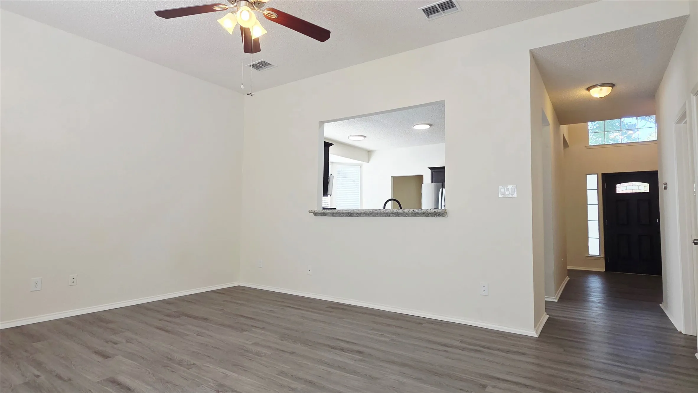 Single Family Residence For Rent in Collin County , 3948 Windford Drive, Plano, Texas 75025, 4 Bedroom, 3 Bathroom, 2 Garage spaces, 2,328 Sqft, built in 1996, mls#21393764, Real Estate Agent in Plano, Homes For Rent in Collin county, Homes For Rent in Plano, Realtor in Plano Texas, Real Estate Brokerage Independent Realty Texas, Luminita Cordes Realtor