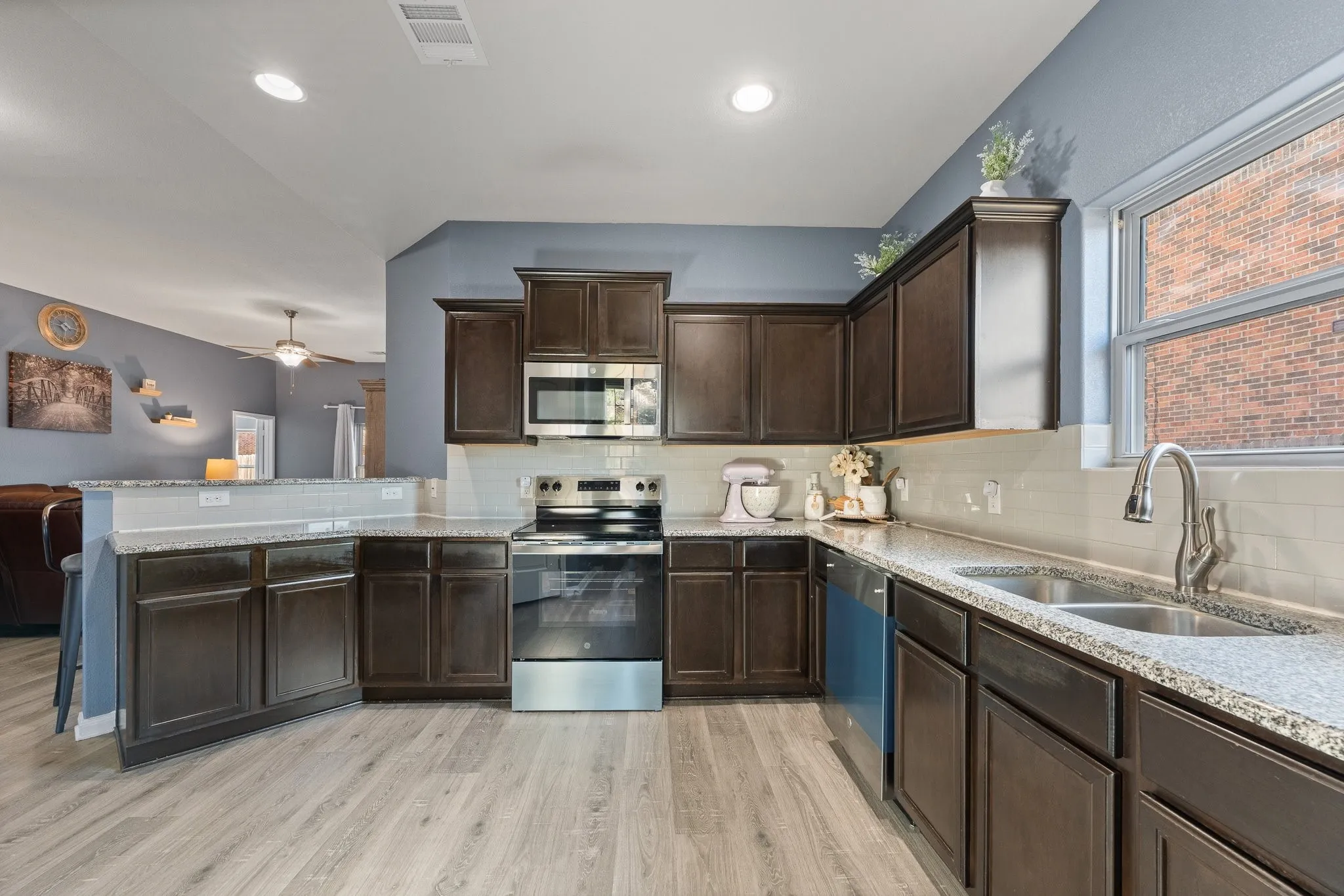Single Family Residence For Sale in Tarrant County , 1529 Millennium Drive, Crowley, Texas 76036, 3 Bedroom, 2 Bathroom, 2 Garage spaces, 1,802 Sqft, built in 2018, mls#21393029, Real Estate Agent in Crowley, Homes For Sale in Tarrant county, Homes For Sale in Crowley, Realtor in Crowley Texas, Real Estate Brokerage Independent Realty Texas, Luminita Cordes Realtor