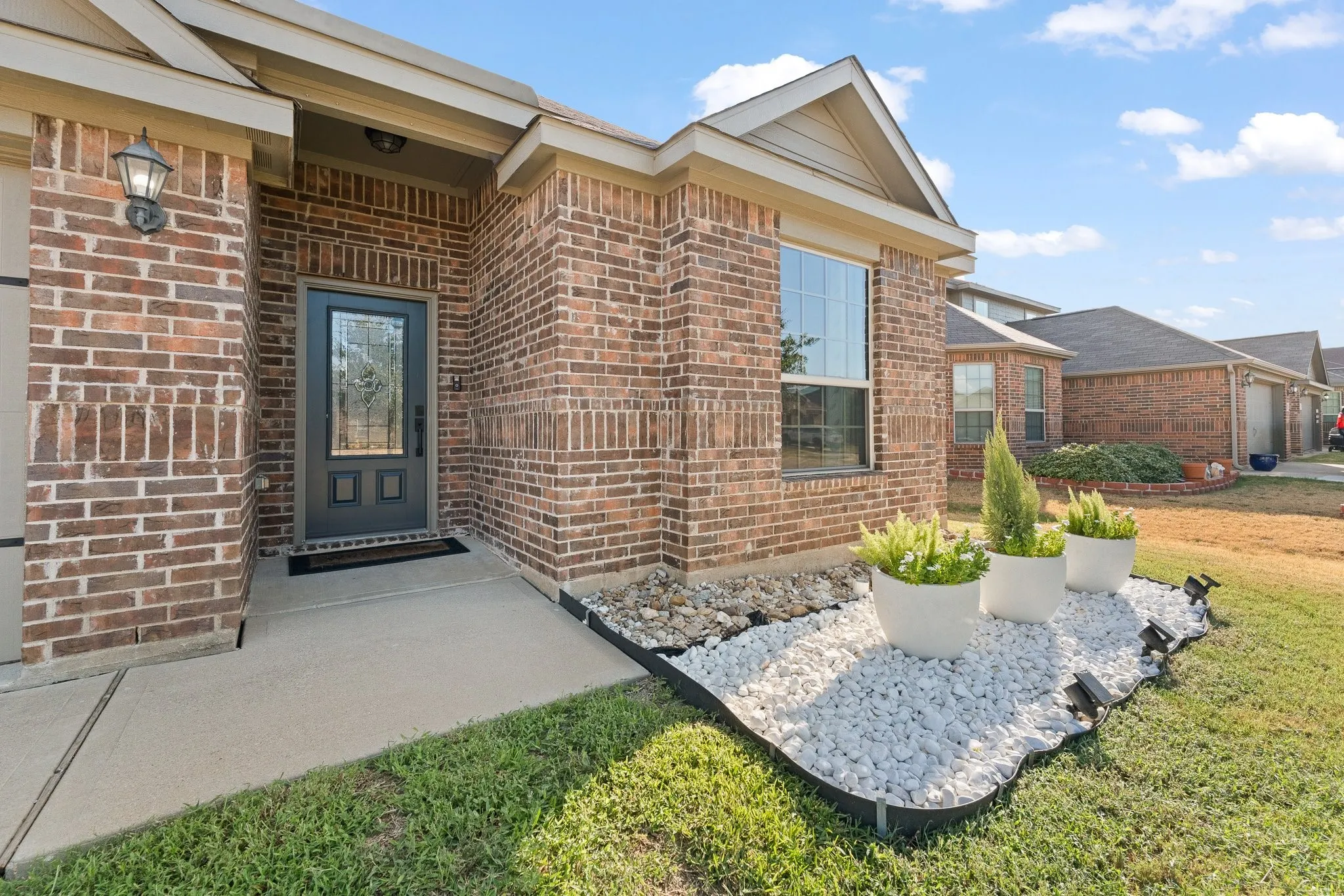 Single Family Residence For Sale in Tarrant County , 1529 Millennium Drive, Crowley, Texas 76036, 3 Bedroom, 2 Bathroom, 2 Garage spaces, 1,802 Sqft, built in 2018, mls#21393029, Real Estate Agent in Crowley, Homes For Sale in Tarrant county, Homes For Sale in Crowley, Realtor in Crowley Texas, Real Estate Brokerage Independent Realty Texas, Luminita Cordes Realtor