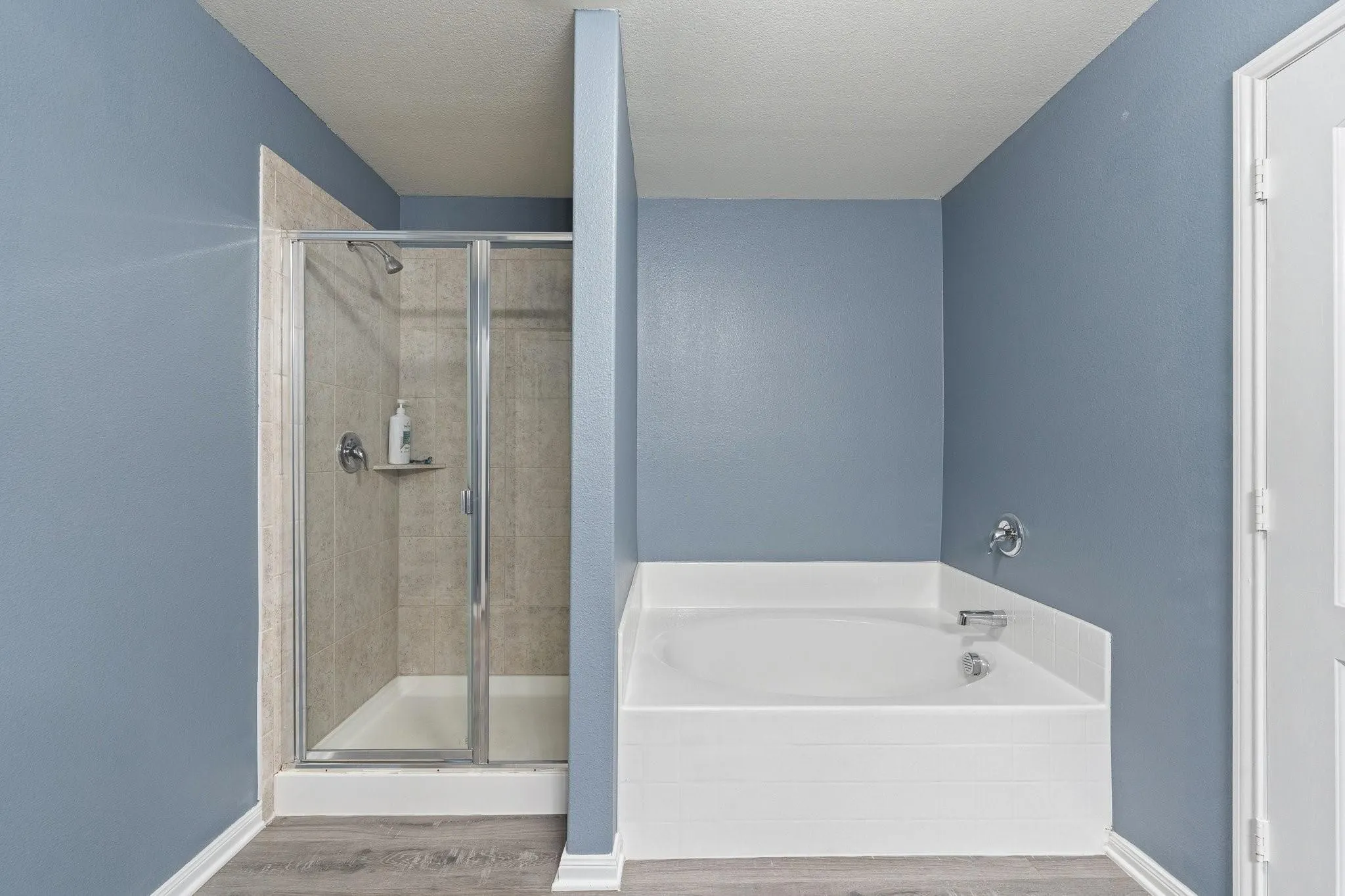 Single Family Residence For Sale in Tarrant County , 1529 Millennium Drive, Crowley, Texas 76036, 3 Bedroom, 2 Bathroom, 2 Garage spaces, 1,802 Sqft, built in 2018, mls#21393029, Real Estate Agent in Crowley, Homes For Sale in Tarrant county, Homes For Sale in Crowley, Realtor in Crowley Texas, Real Estate Brokerage Independent Realty Texas, Luminita Cordes Realtor