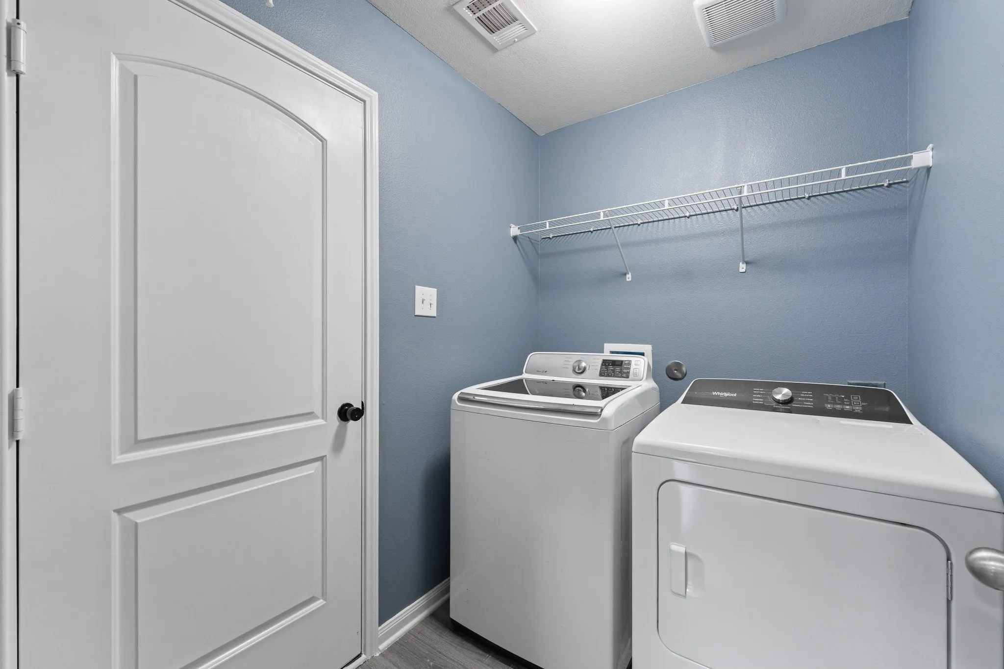 Single Family Residence For Sale in Tarrant County , 1529 Millennium Drive, Crowley, Texas 76036, 3 Bedroom, 2 Bathroom, 2 Garage spaces, 1,802 Sqft, built in 2018, mls#21393029, Real Estate Agent in Crowley, Homes For Sale in Tarrant county, Homes For Sale in Crowley, Realtor in Crowley Texas, Real Estate Brokerage Independent Realty Texas, Luminita Cordes Realtor