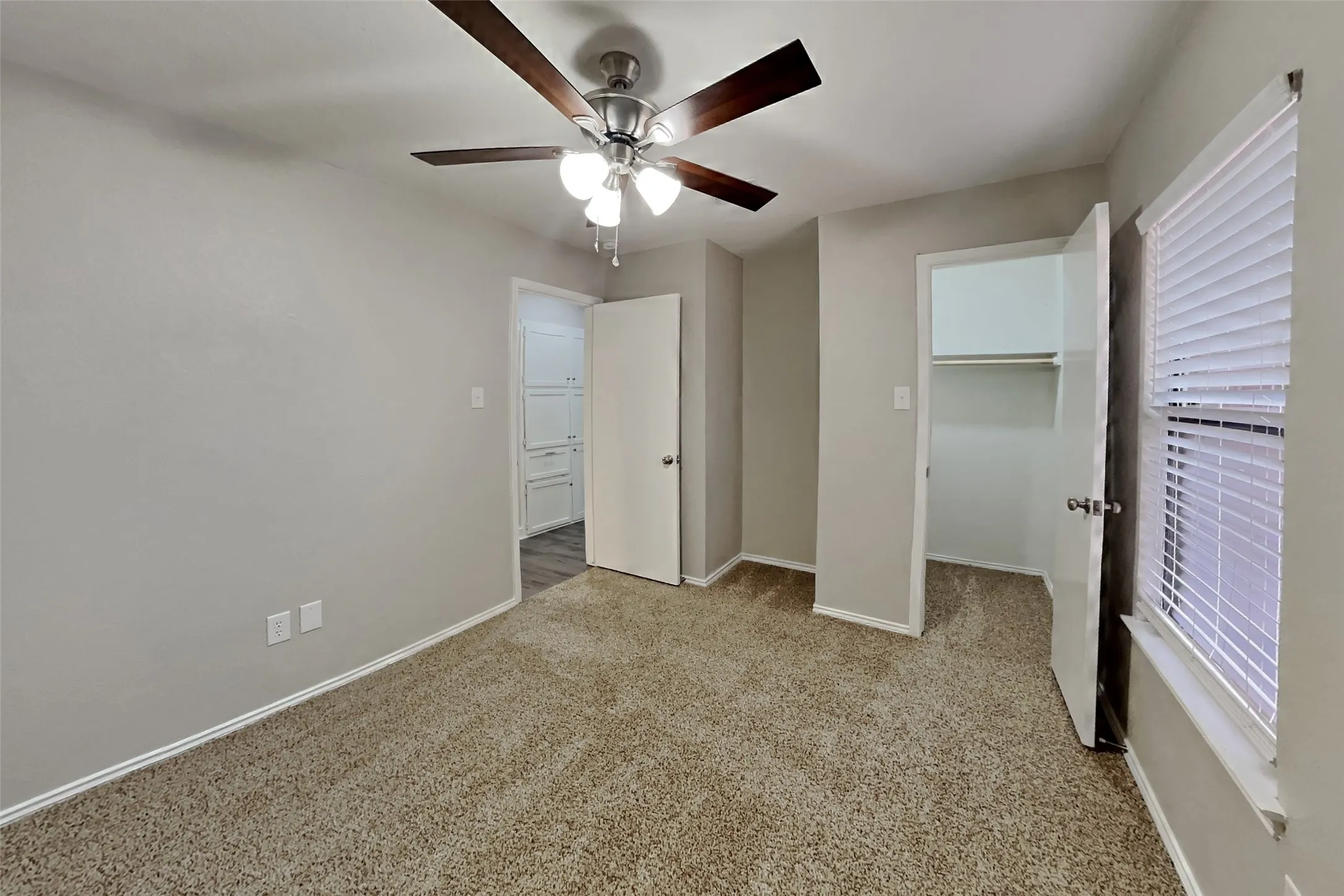 Single Family Residence For Rent in Tarrant County , 4112 Nandina Court, Fort Worth, Texas 76137, 3 Bedroom, 2 Bathroom, 2 Garage spaces, 1,223 Sqft, built in 1988, mls#21393773, Real Estate Agent in Fort Worth, Homes For Rent in Tarrant county, Homes For Rent in Fort Worth, Realtor in Fort Worth Texas, Real Estate Brokerage Independent Realty Texas, Luminita Cordes Realtor
