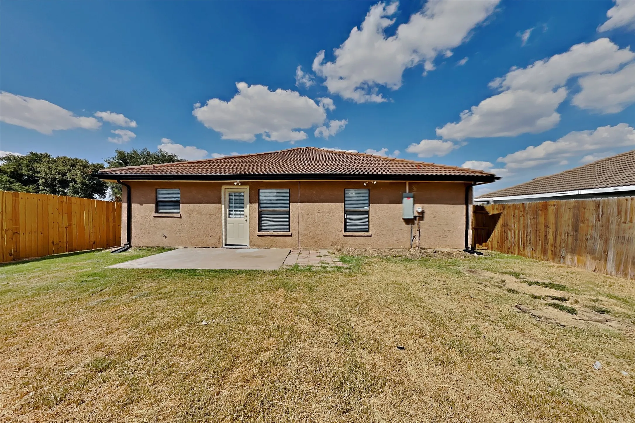Single Family Residence For Rent in Tarrant County , 4112 Nandina Court, Fort Worth, Texas 76137, 3 Bedroom, 2 Bathroom, 2 Garage spaces, 1,223 Sqft, built in 1988, mls#21393773, Real Estate Agent in Fort Worth, Homes For Rent in Tarrant county, Homes For Rent in Fort Worth, Realtor in Fort Worth Texas, Real Estate Brokerage Independent Realty Texas, Luminita Cordes Realtor