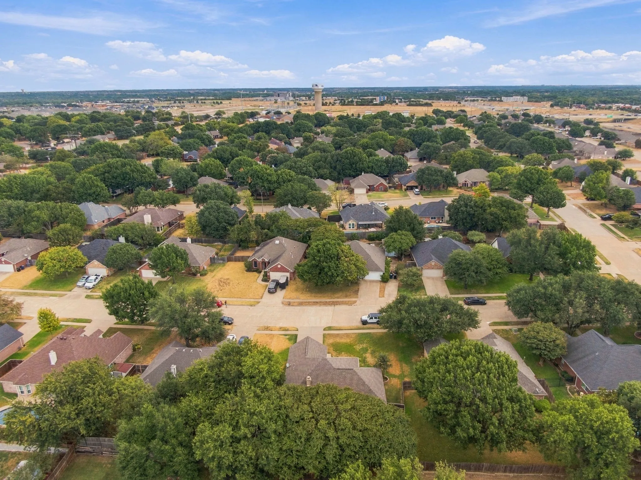 Single Family Residence For Sale in Ellis County , 1639 Catherine Street, Midlothian, Texas 76065, 3 Bedroom, 2 Bathroom, 2 Garage spaces, 1,613 Sqft, built in 1998, mls#21385691, Real Estate Agent in Midlothian, Homes For Sale in Ellis county, Homes For Sale in Midlothian, Realtor in Midlothian Texas, Real Estate Brokerage Independent Realty Texas, Luminita Cordes Realtor