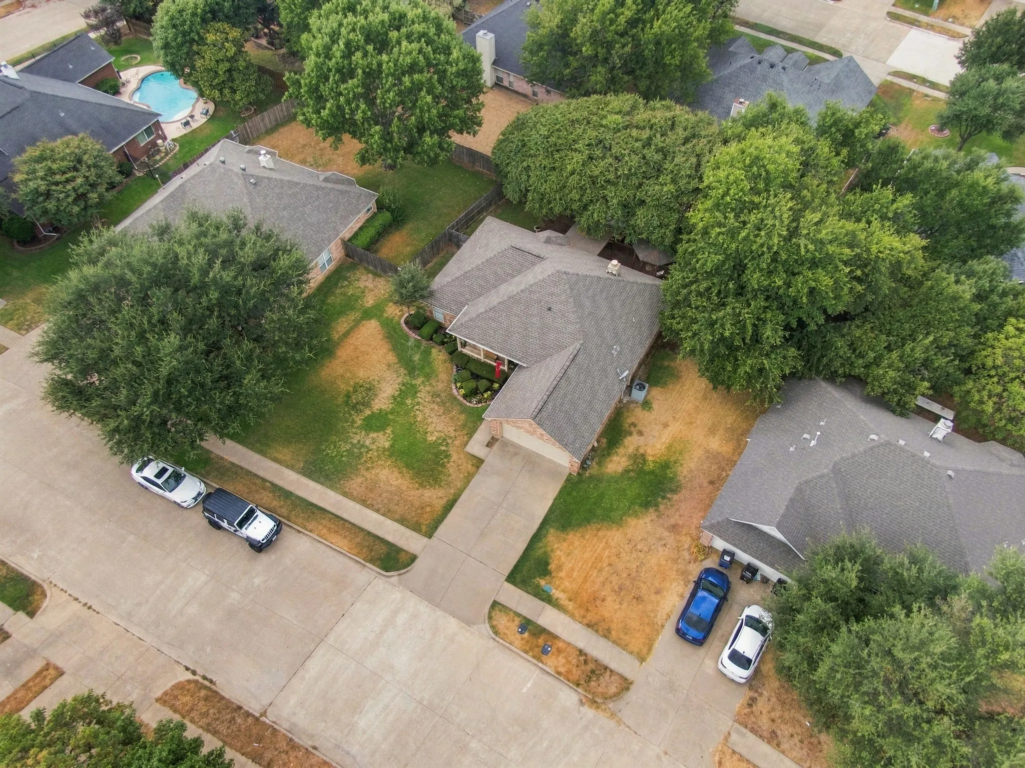 Single Family Residence For Sale in Ellis County , 1639 Catherine Street, Midlothian, Texas 76065, 3 Bedroom, 2 Bathroom, 2 Garage spaces, 1,613 Sqft, built in 1998, mls#21385691, Real Estate Agent in Midlothian, Homes For Sale in Ellis county, Homes For Sale in Midlothian, Realtor in Midlothian Texas, Real Estate Brokerage Independent Realty Texas, Luminita Cordes Realtor
