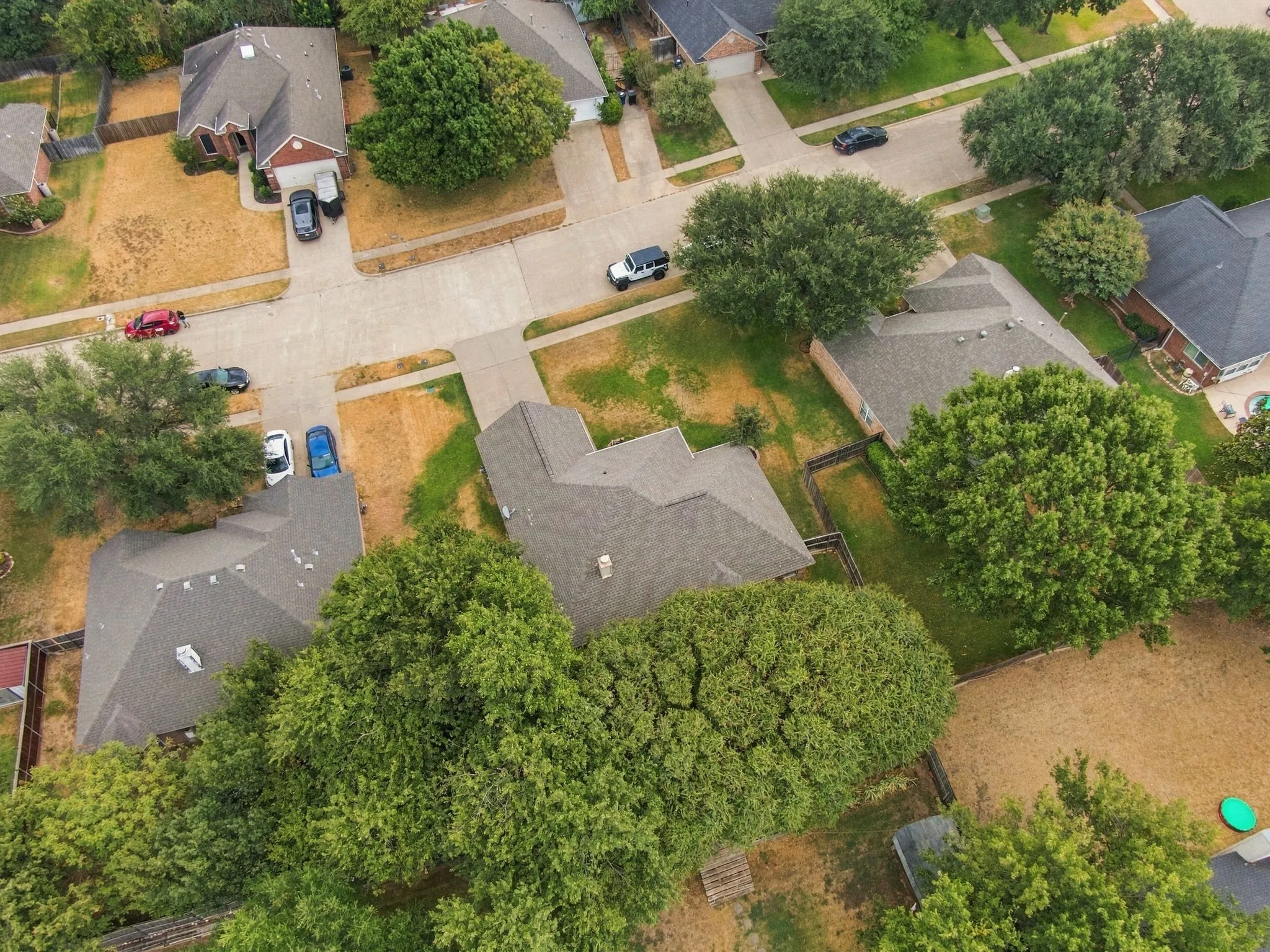 Single Family Residence For Sale in Ellis County , 1639 Catherine Street, Midlothian, Texas 76065, 3 Bedroom, 2 Bathroom, 2 Garage spaces, 1,613 Sqft, built in 1998, mls#21385691, Real Estate Agent in Midlothian, Homes For Sale in Ellis county, Homes For Sale in Midlothian, Realtor in Midlothian Texas, Real Estate Brokerage Independent Realty Texas, Luminita Cordes Realtor