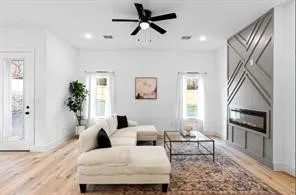 Single Family Residence For Rent in Tarrant County , 5516 Helmick Avenue, Fort Worth, Texas 76107, 4 Bedroom, 2 Bathroom, 2 Garage spaces, 1,780 Sqft, built in 2024, mls#21393761, Real Estate Agent in Fort Worth, Homes For Rent in Tarrant county, Homes For Rent in Fort Worth, Realtor in Fort Worth Texas, Real Estate Brokerage Independent Realty Texas, Luminita Cordes Realtor