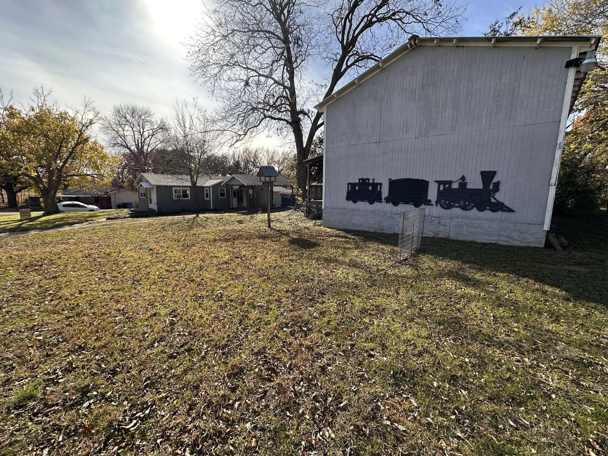 Warehouse For Rent in Grayson County , 2931 S Barrett Avenue, Denison, Texas 75020, 0, 0, Garage spaces, 0 Sqft, built in 1940, mls#21392564, Real Estate Agent in Denison, Homes For Rent in Grayson county, Homes For Rent in Denison, Realtor in Denison Texas, Real Estate Brokerage Independent Realty Texas, Luminita Cordes Realtor