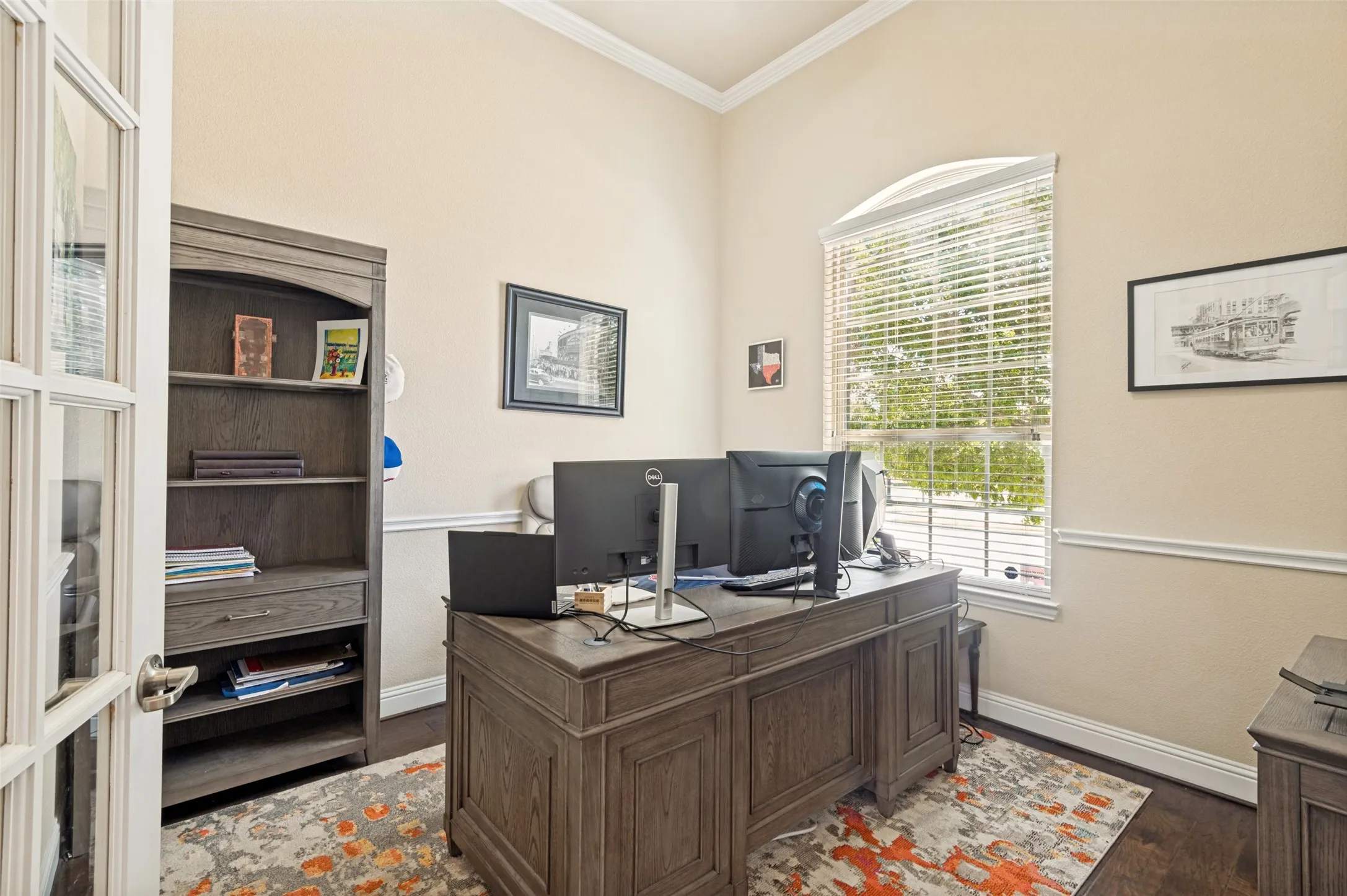 Single Family Residence For Sale in Tarrant County , 911 Mountain Laurel Drive, Euless, Texas 76039, 4 Bedroom, 4 Bathroom, 2 Garage spaces, 3,566 Sqft, built in 2016, mls#21393613, Real Estate Agent in Euless, Homes For Sale in Tarrant county, Homes For Sale in Euless, Realtor in Euless Texas, Real Estate Brokerage Independent Realty Texas, Luminita Cordes Realtor
