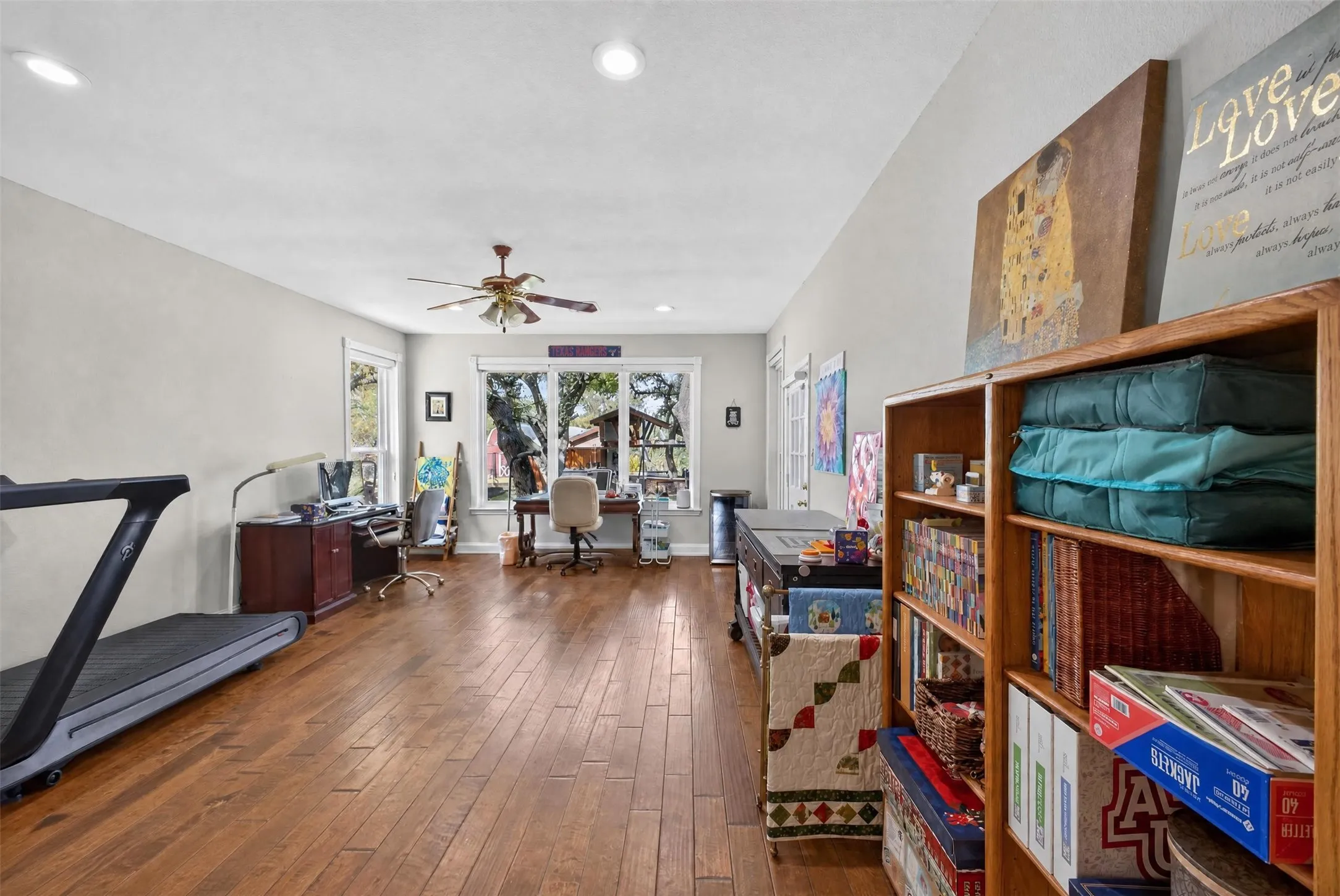 Single Family Residence For Sale in Tarrant County , 9470 Lechner Road, Fort Worth, Texas 76179, 4 Bedroom, 3 Bathroom, 2 Garage spaces, 2,941 Sqft, built in 1996, mls#21385832, Real Estate Agent in Fort Worth, Homes For Sale in Tarrant county, Homes For Sale in Fort Worth, Realtor in Fort Worth Texas, Real Estate Brokerage Independent Realty Texas, Luminita Cordes Realtor