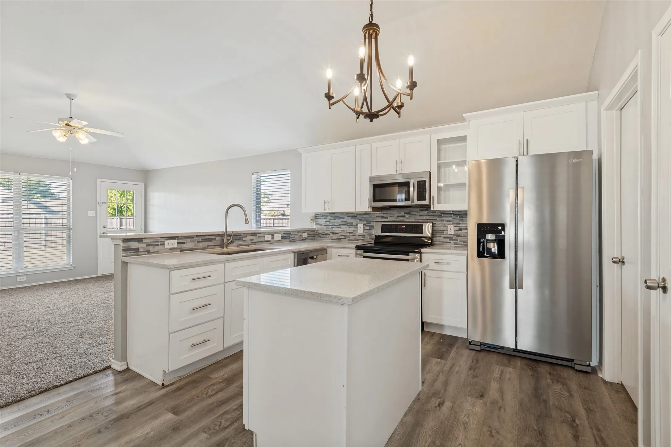 Single Family Residence For Sale in Kaufman County , 512 Bryn Mawr, Forney, Texas 75126, 4 Bedroom, 2 Bathroom, 2 Garage spaces, 1,960 Sqft, built in 2002, mls#21392745, Real Estate Agent in Forney, Homes For Sale in Kaufman county, Homes For Sale in Forney, Realtor in Forney Texas, Real Estate Brokerage Independent Realty Texas, Luminita Cordes Realtor