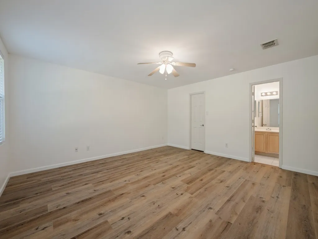 Single Family Residence For Sale in Collin County , 605 Rocky Springs Drive, Mc Kinney, Texas 75071, 3 Bedroom, 2 Bathroom, 2 Garage spaces, 1,707 Sqft, built in 2004, mls#21393798, Real Estate Agent in Mc Kinney, Homes For Sale in Collin county, Homes For Sale in Mc Kinney, Realtor in Mc Kinney Texas, Real Estate Brokerage Independent Realty Texas, Luminita Cordes Realtor