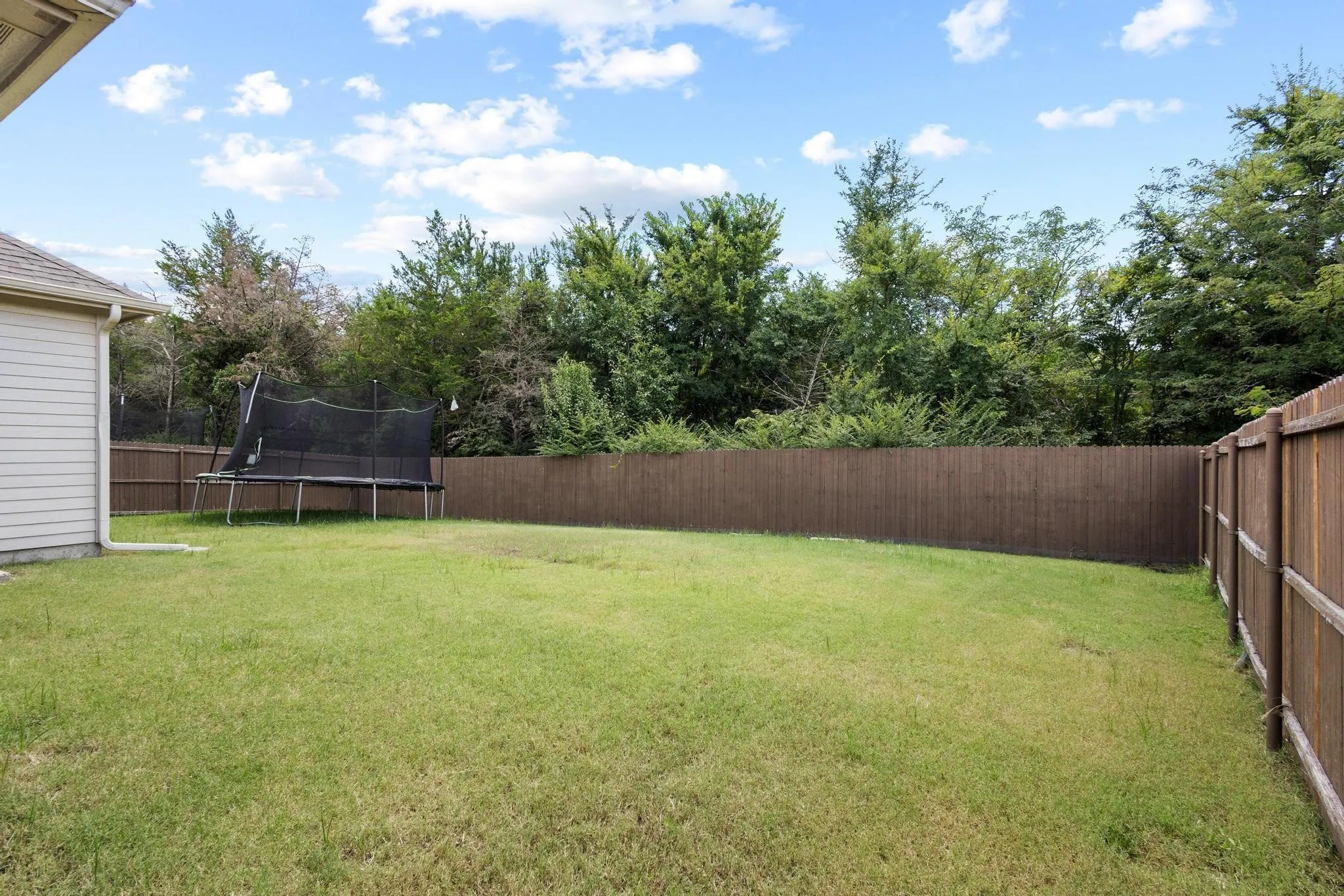 Single Family Residence For Rent in Hunt County , 7822 Cottonwood Drive, Greenville, Texas 75402, 3 Bedroom, 2 Bathroom, 2 Garage spaces, 1,806 Sqft, built in 2020, mls#21393776, Real Estate Agent in Greenville, Homes For Rent in Hunt county, Homes For Rent in Greenville, Realtor in Greenville Texas, Real Estate Brokerage Independent Realty Texas, Luminita Cordes Realtor