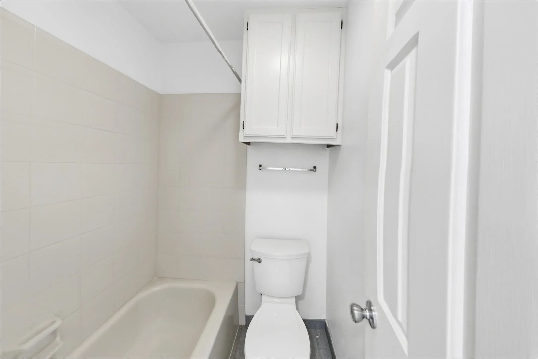 Duplex For Rent in Tarrant County , 7806 Laver Court, Fort Worth, Texas 76112, 3 Bedroom, 2 Bathroom, 2 Garage spaces, 2,767 Sqft, built in 1984, mls#21393814, Real Estate Agent in Fort Worth, Homes For Rent in Tarrant county, Homes For Rent in Fort Worth, Realtor in Fort Worth Texas, Real Estate Brokerage Independent Realty Texas, Luminita Cordes Realtor