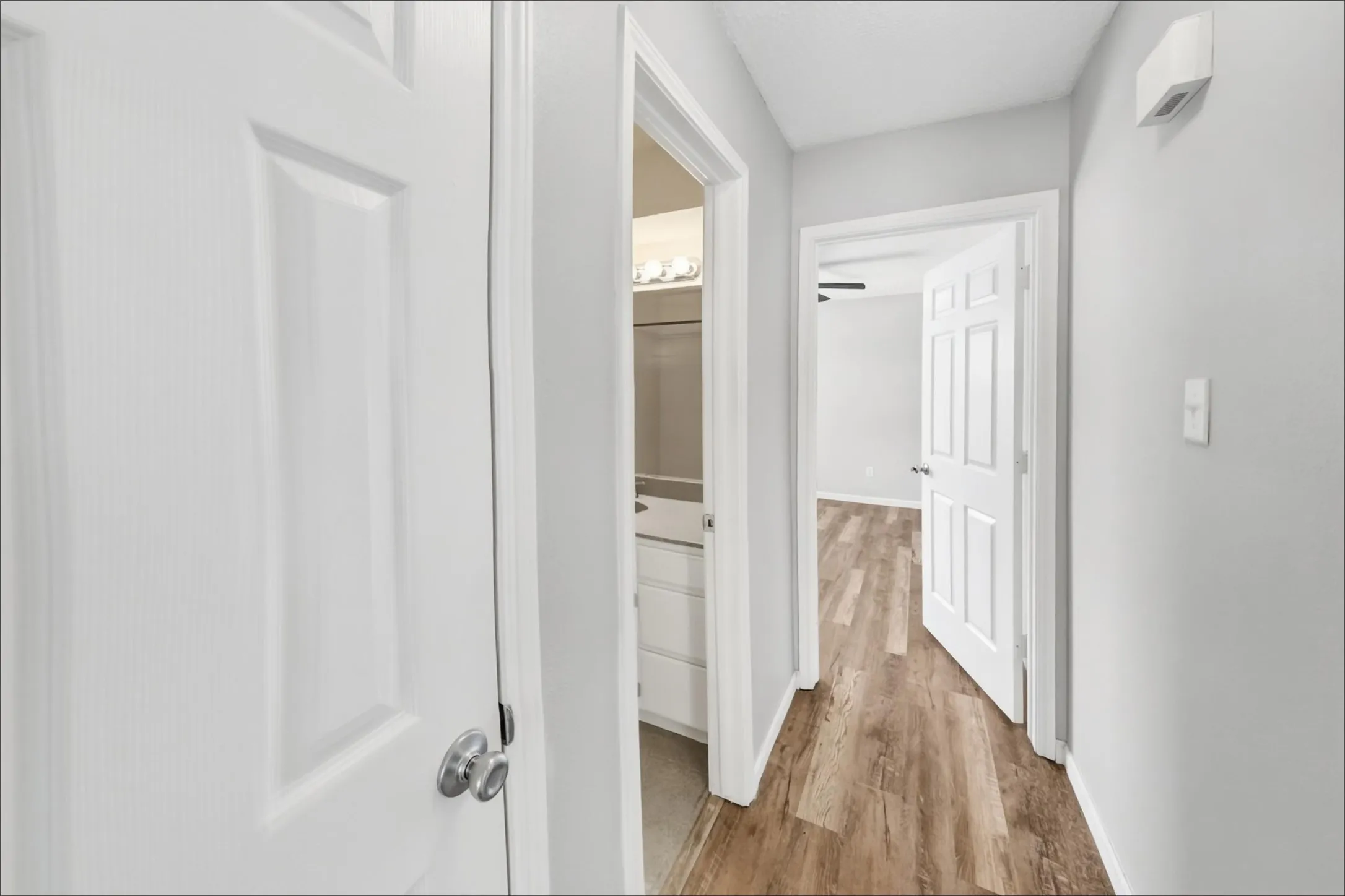 Duplex For Rent in Tarrant County , 7806 Laver Court, Fort Worth, Texas 76112, 3 Bedroom, 2 Bathroom, 2 Garage spaces, 2,767 Sqft, built in 1984, mls#21393814, Real Estate Agent in Fort Worth, Homes For Rent in Tarrant county, Homes For Rent in Fort Worth, Realtor in Fort Worth Texas, Real Estate Brokerage Independent Realty Texas, Luminita Cordes Realtor