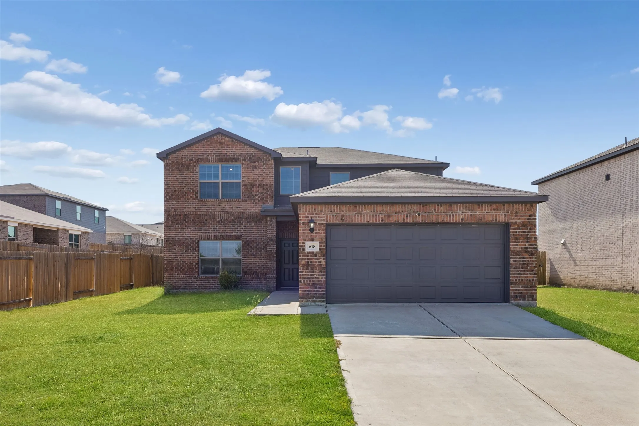 Single Family Residence For Sale in Dallas County , 618 Arlington Park Court, Seagoville, Texas 75159, 4 Bedroom, 3 Bathroom, 2 Garage spaces, 2,587 Sqft, built in 2021, mls#21393822, Real Estate Agent in Seagoville, Homes For Sale in Dallas county, Homes For Sale in Seagoville, Realtor in Seagoville Texas, Real Estate Brokerage Independent Realty Texas, Luminita Cordes Realtor