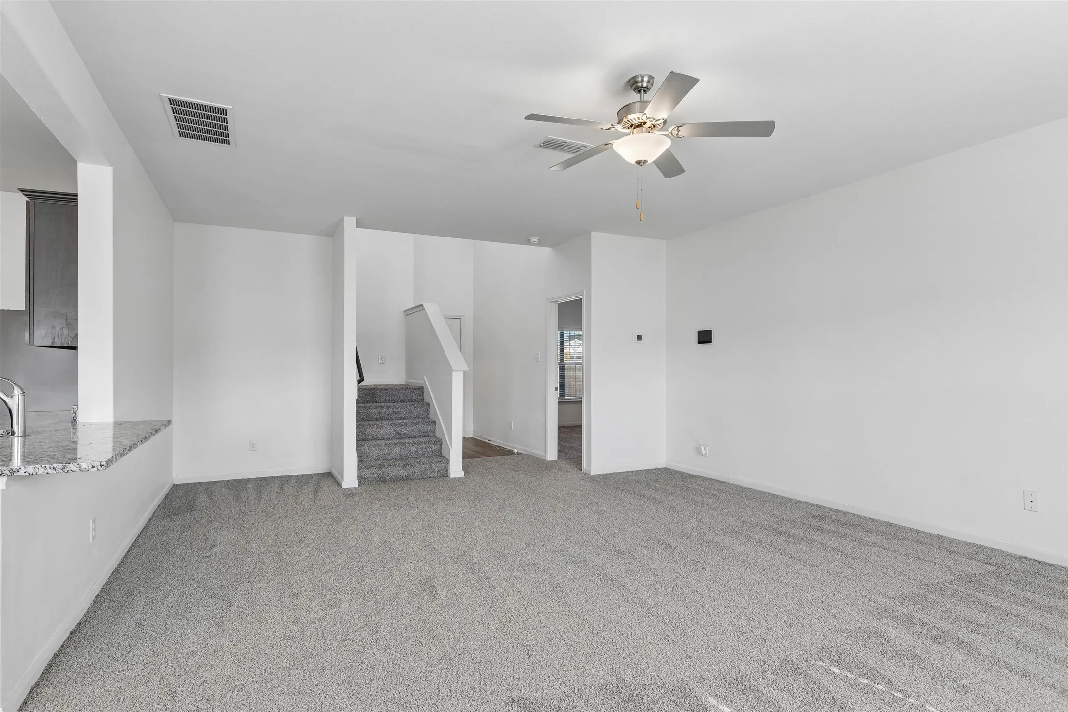 Single Family Residence For Sale in Dallas County , 618 Arlington Park Court, Seagoville, Texas 75159, 4 Bedroom, 3 Bathroom, 2 Garage spaces, 2,587 Sqft, built in 2021, mls#21393822, Real Estate Agent in Seagoville, Homes For Sale in Dallas county, Homes For Sale in Seagoville, Realtor in Seagoville Texas, Real Estate Brokerage Independent Realty Texas, Luminita Cordes Realtor