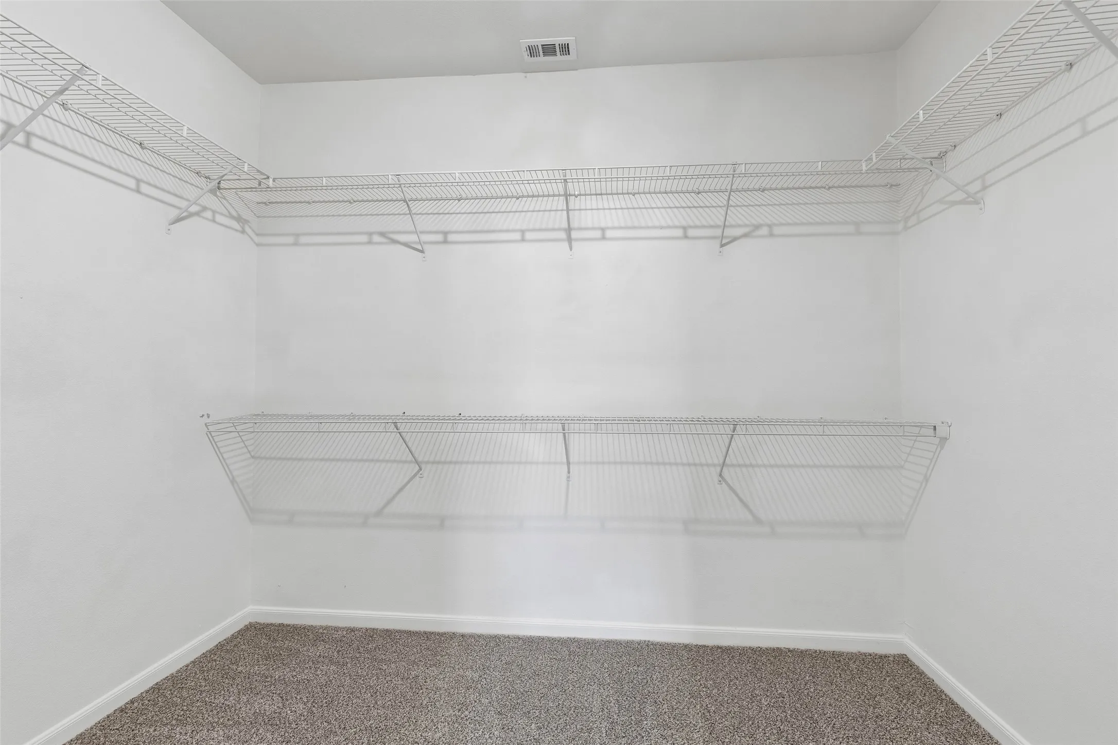 Single Family Residence For Sale in Dallas County , 618 Arlington Park Court, Seagoville, Texas 75159, 4 Bedroom, 3 Bathroom, 2 Garage spaces, 2,587 Sqft, built in 2021, mls#21393822, Real Estate Agent in Seagoville, Homes For Sale in Dallas county, Homes For Sale in Seagoville, Realtor in Seagoville Texas, Real Estate Brokerage Independent Realty Texas, Luminita Cordes Realtor