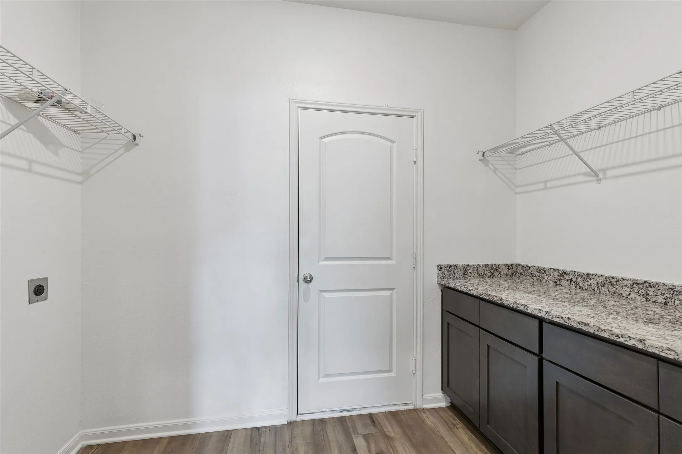 Single Family Residence For Sale in Dallas County , 618 Arlington Park Court, Seagoville, Texas 75159, 4 Bedroom, 3 Bathroom, 2 Garage spaces, 2,587 Sqft, built in 2021, mls#21393822, Real Estate Agent in Seagoville, Homes For Sale in Dallas county, Homes For Sale in Seagoville, Realtor in Seagoville Texas, Real Estate Brokerage Independent Realty Texas, Luminita Cordes Realtor