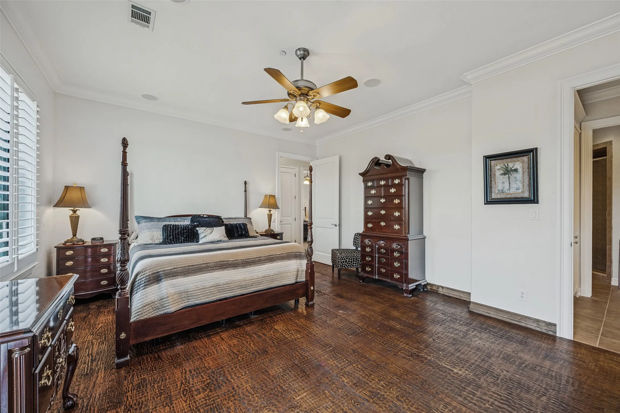 Condominium For Sale in Grayson County , 101 Diamond Pointe Loop 3N, Denison, Texas 75020, 3 Bedroom, 2 Bathroom, 2 Garage spaces, 2,180 Sqft, built in 2002, mls#21385730, Real Estate Agent in Denison, Homes For Sale in Grayson county, Homes For Sale in Denison, Realtor in Denison Texas, Real Estate Brokerage Independent Realty Texas, Luminita Cordes Realtor