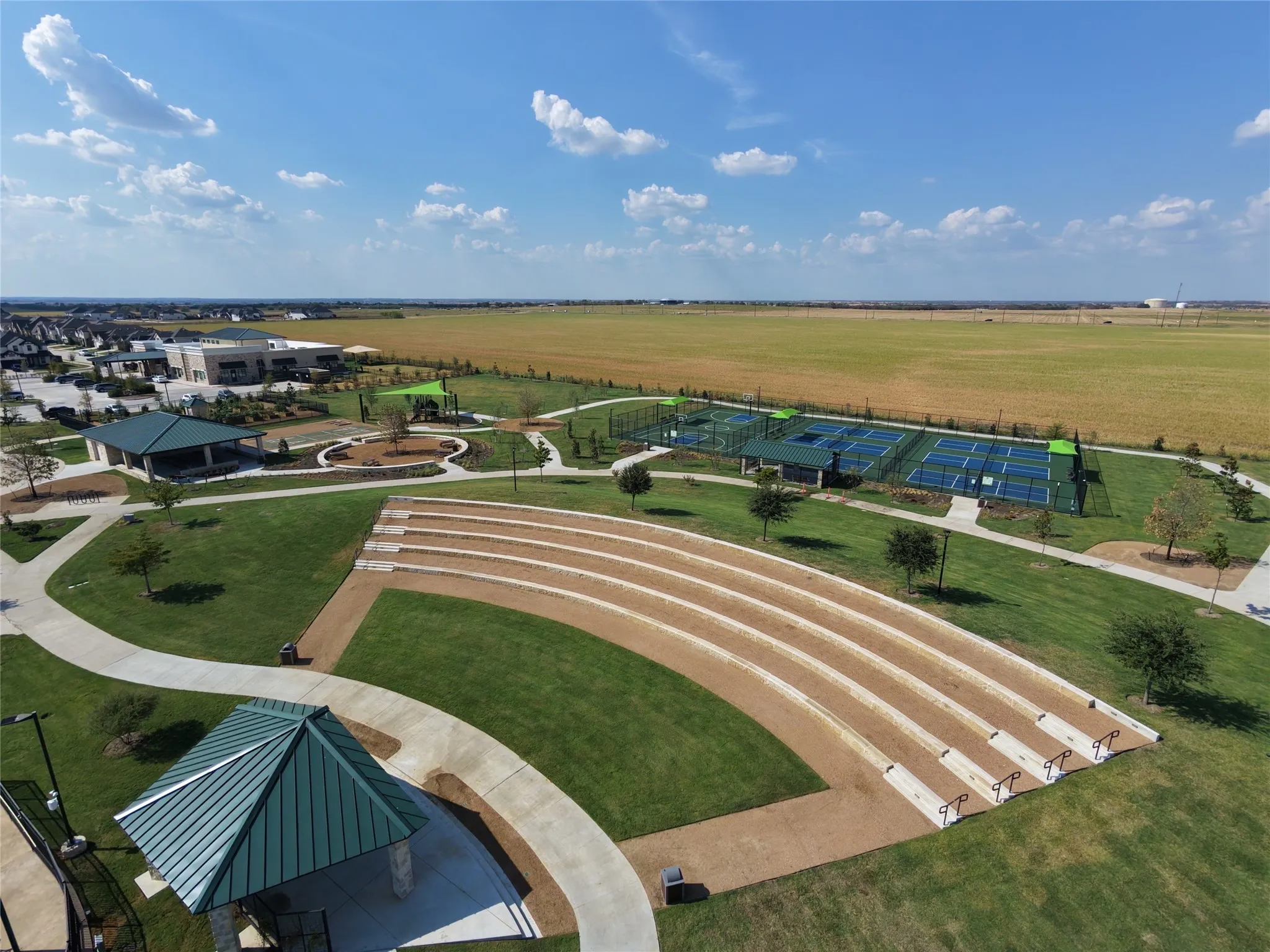 Single Family Residence For Sale in Denton County , 16613 Hidden Cove Drive, Celina, Texas 75009, 4 Bedroom, 3 Bathroom, 2 Garage spaces, 2,189 Sqft, built in 2023, mls#21393823, Real Estate Agent in Celina, Homes For Sale in Denton county, Homes For Sale in Celina, Realtor in Celina Texas, Real Estate Brokerage Independent Realty Texas, Luminita Cordes Realtor