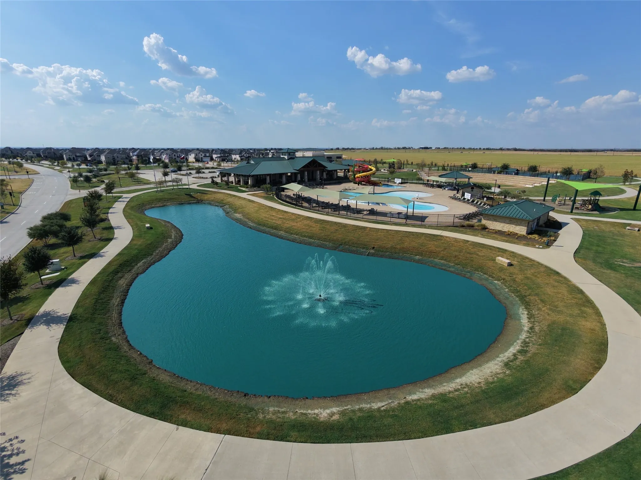 Single Family Residence For Sale in Denton County , 16613 Hidden Cove Drive, Celina, Texas 75009, 4 Bedroom, 3 Bathroom, 2 Garage spaces, 2,189 Sqft, built in 2023, mls#21393823, Real Estate Agent in Celina, Homes For Sale in Denton county, Homes For Sale in Celina, Realtor in Celina Texas, Real Estate Brokerage Independent Realty Texas, Luminita Cordes Realtor