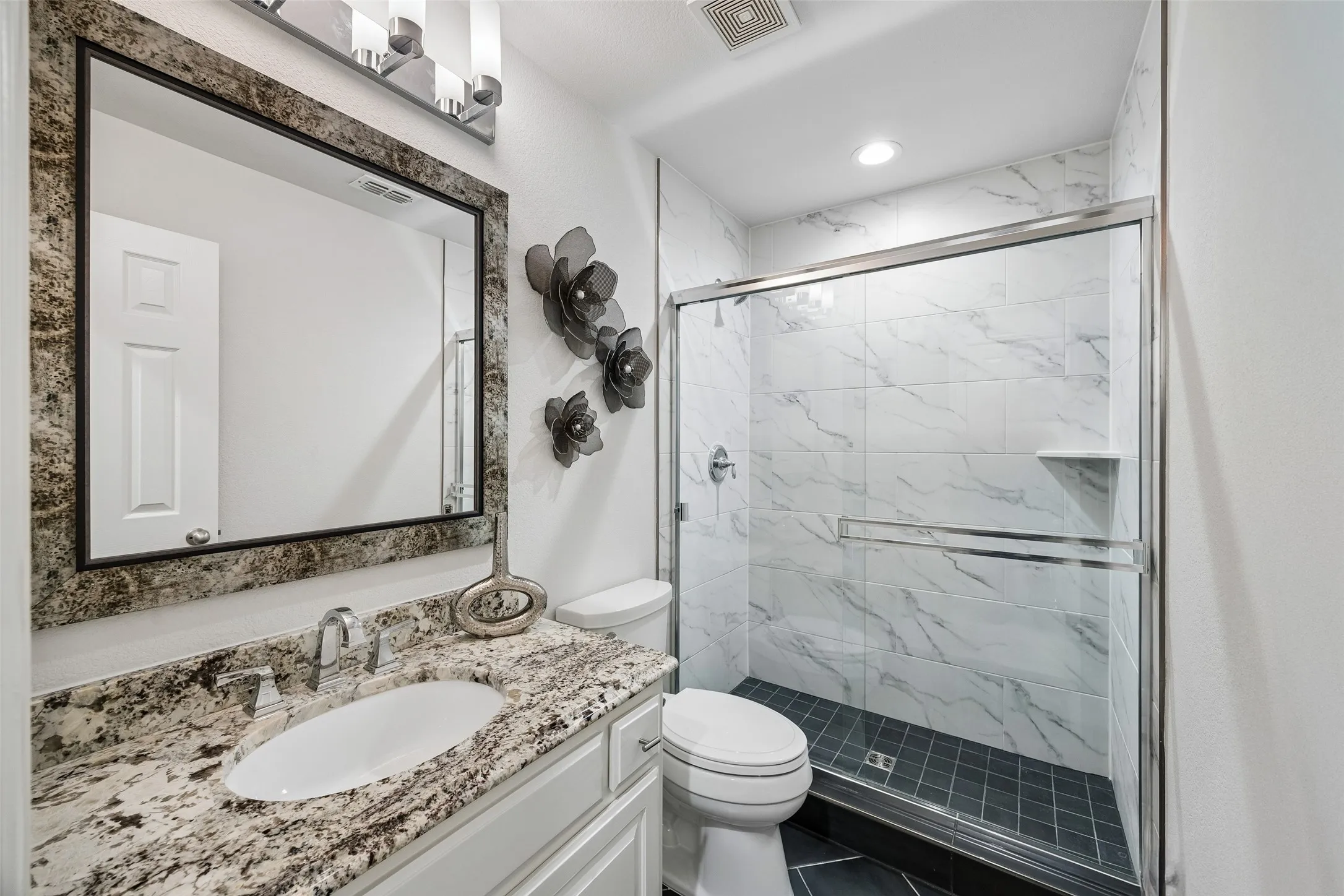 Single Family Residence For Sale in Collin County , 3448 Estes Park Lane, Mc Kinney, Texas 75070, 4 Bedroom, 3 Bathroom, 2 Garage spaces, 2,648 Sqft, built in 2008, mls#21387541, Real Estate Agent in Mc Kinney, Homes For Sale in Collin county, Homes For Sale in Mc Kinney, Realtor in Mc Kinney Texas, Real Estate Brokerage Independent Realty Texas, Luminita Cordes Realtor