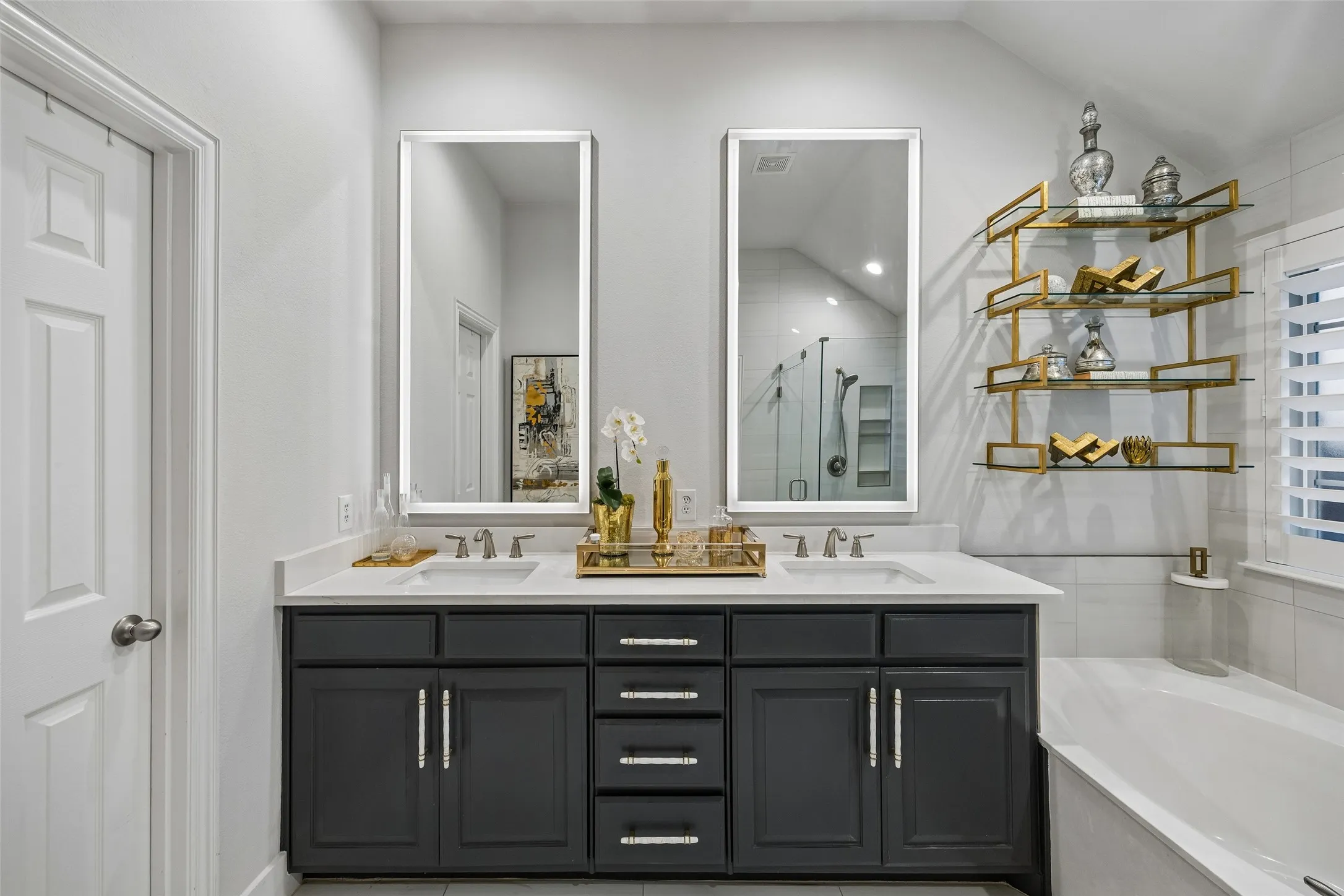Single Family Residence For Sale in Collin County , 3448 Estes Park Lane, Mc Kinney, Texas 75070, 4 Bedroom, 3 Bathroom, 2 Garage spaces, 2,648 Sqft, built in 2008, mls#21387541, Real Estate Agent in Mc Kinney, Homes For Sale in Collin county, Homes For Sale in Mc Kinney, Realtor in Mc Kinney Texas, Real Estate Brokerage Independent Realty Texas, Luminita Cordes Realtor