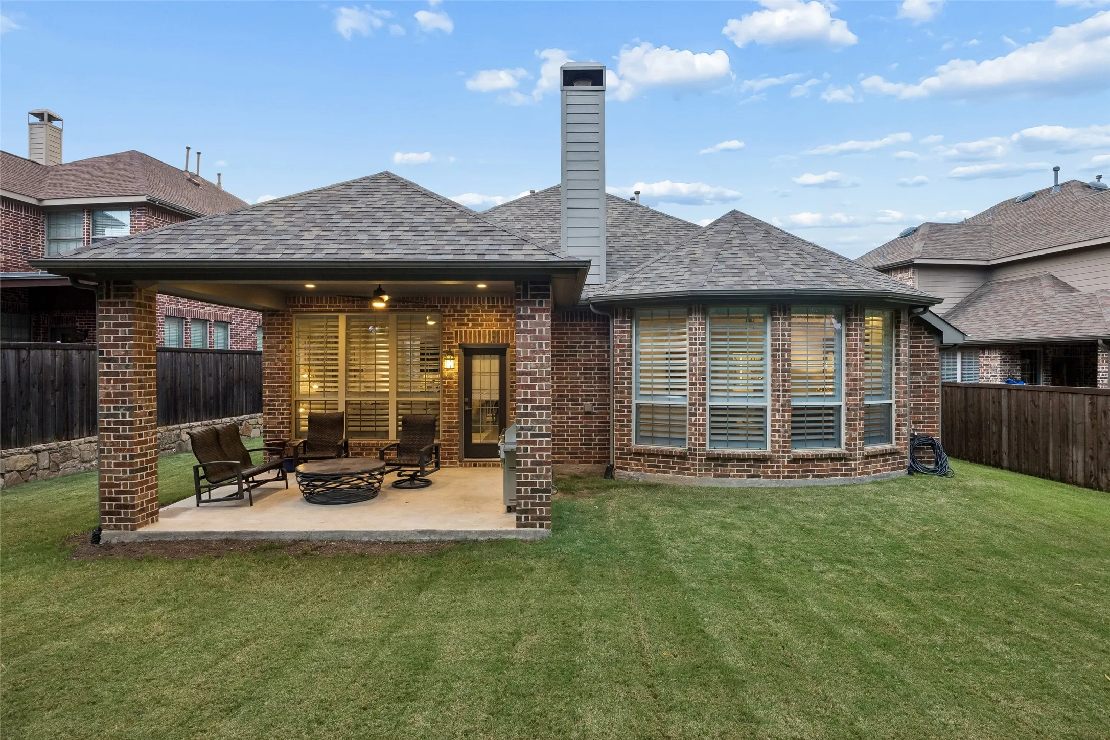 Single Family Residence For Sale in Collin County , 3448 Estes Park Lane, Mc Kinney, Texas 75070, 4 Bedroom, 3 Bathroom, 2 Garage spaces, 2,648 Sqft, built in 2008, mls#21387541, Real Estate Agent in Mc Kinney, Homes For Sale in Collin county, Homes For Sale in Mc Kinney, Realtor in Mc Kinney Texas, Real Estate Brokerage Independent Realty Texas, Luminita Cordes Realtor