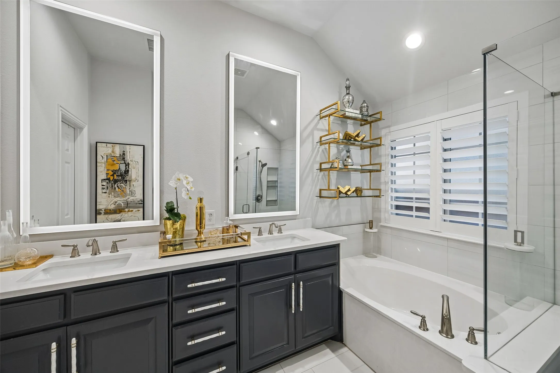 Single Family Residence For Sale in Collin County , 3448 Estes Park Lane, Mc Kinney, Texas 75070, 4 Bedroom, 3 Bathroom, 2 Garage spaces, 2,648 Sqft, built in 2008, mls#21387541, Real Estate Agent in Mc Kinney, Homes For Sale in Collin county, Homes For Sale in Mc Kinney, Realtor in Mc Kinney Texas, Real Estate Brokerage Independent Realty Texas, Luminita Cordes Realtor