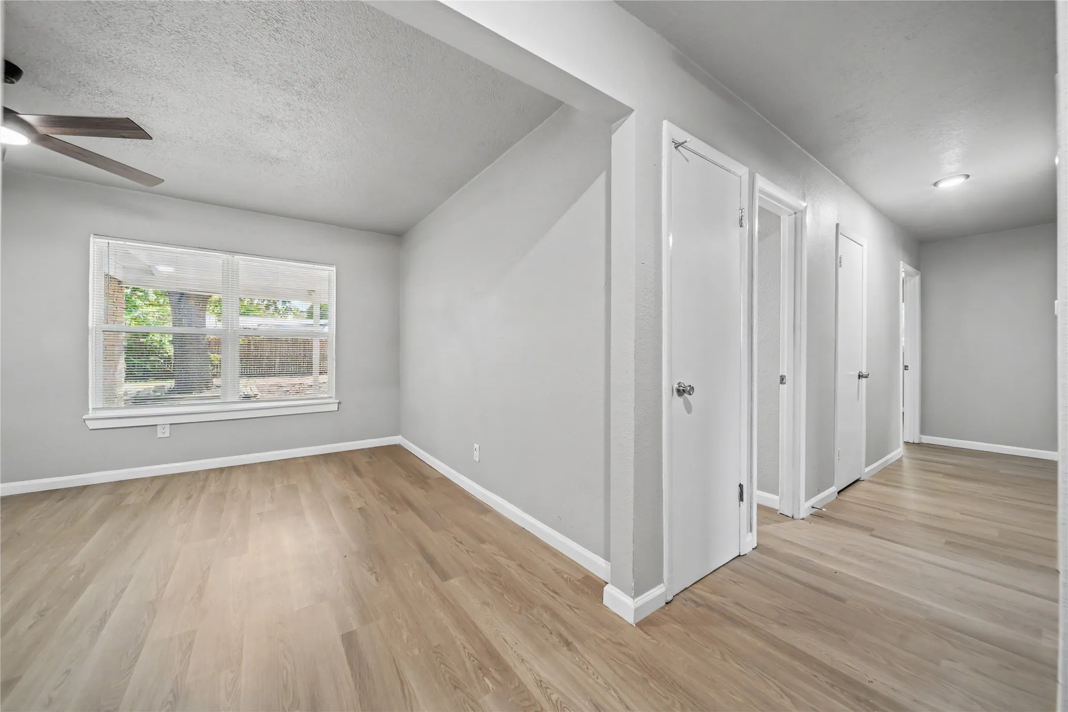 Single Family Residence For Sale in Tarrant County , 5300 Topper Drive, North Richland Hills, Texas 76180, 3 Bedroom, 2 Bathroom, 2 Garage spaces, 1,538 Sqft, built in 1959, mls#21393756, Real Estate Agent in North Richland Hills, Homes For Sale in Tarrant county, Homes For Sale in North Richland Hills, Realtor in North Richland Hills Texas, Real Estate Brokerage Independent Realty Texas, Luminita Cordes Realtor