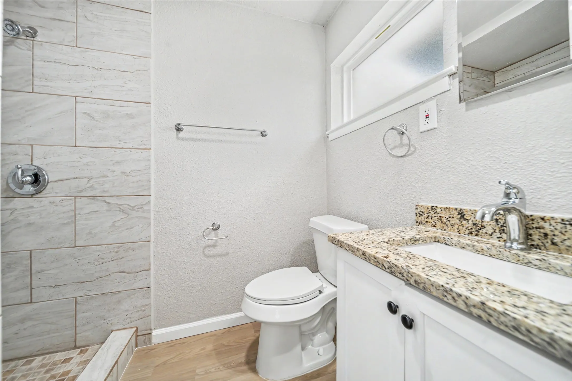 Single Family Residence For Sale in Tarrant County , 5300 Topper Drive, North Richland Hills, Texas 76180, 3 Bedroom, 2 Bathroom, 2 Garage spaces, 1,538 Sqft, built in 1959, mls#21393756, Real Estate Agent in North Richland Hills, Homes For Sale in Tarrant county, Homes For Sale in North Richland Hills, Realtor in North Richland Hills Texas, Real Estate Brokerage Independent Realty Texas, Luminita Cordes Realtor