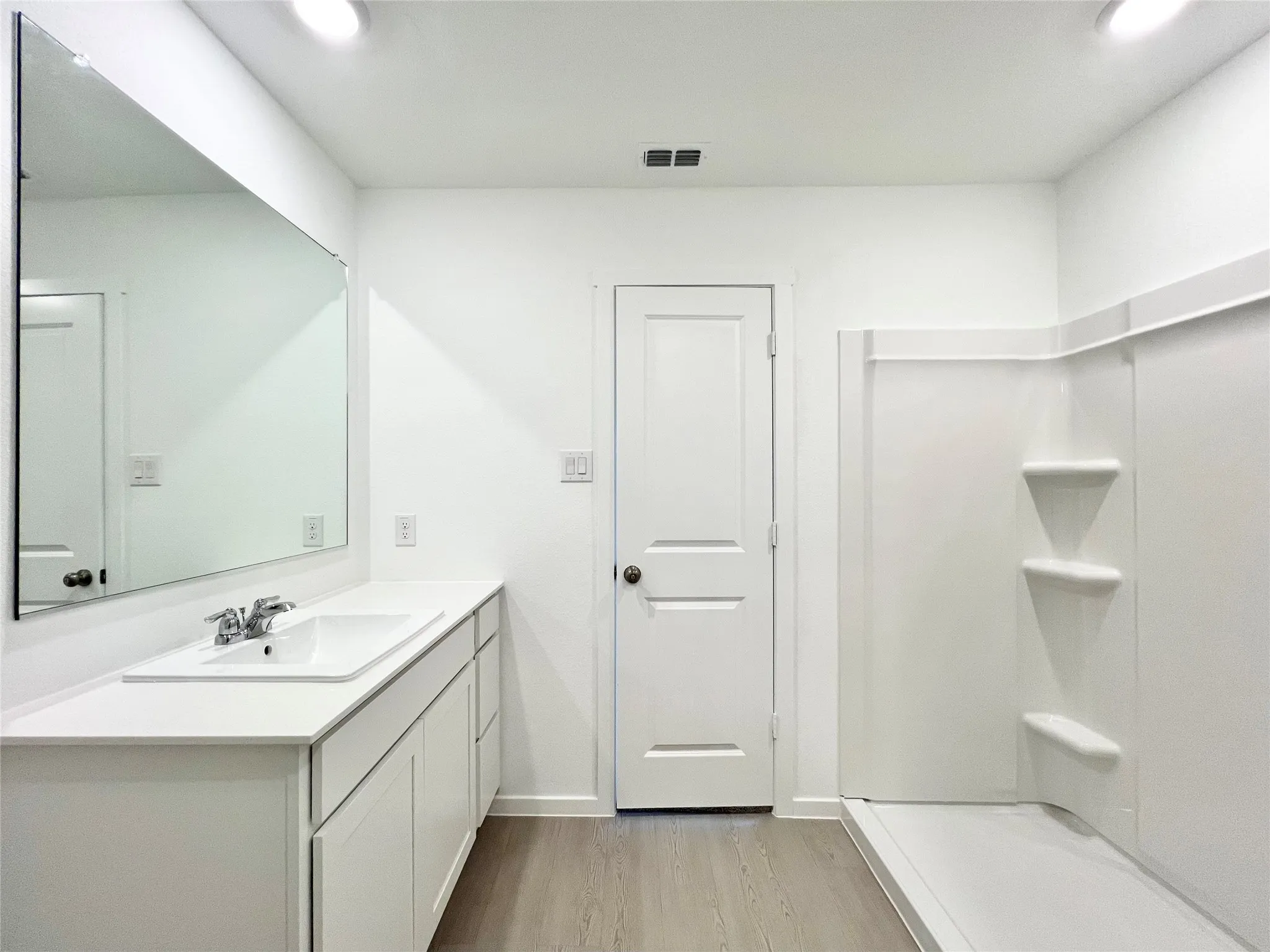 Single Family Residence For Rent in Tarrant County , 4109 Drifters Bend Drive, Fort Worth, Texas 76036, 4 Bedroom, 2 Bathroom, 2 Garage spaces, 1,707 Sqft, built in 2025, mls#21393537, Real Estate Agent in Fort Worth, Homes For Rent in Tarrant county, Homes For Rent in Fort Worth, Realtor in Fort Worth Texas, Real Estate Brokerage Independent Realty Texas, Luminita Cordes Realtor